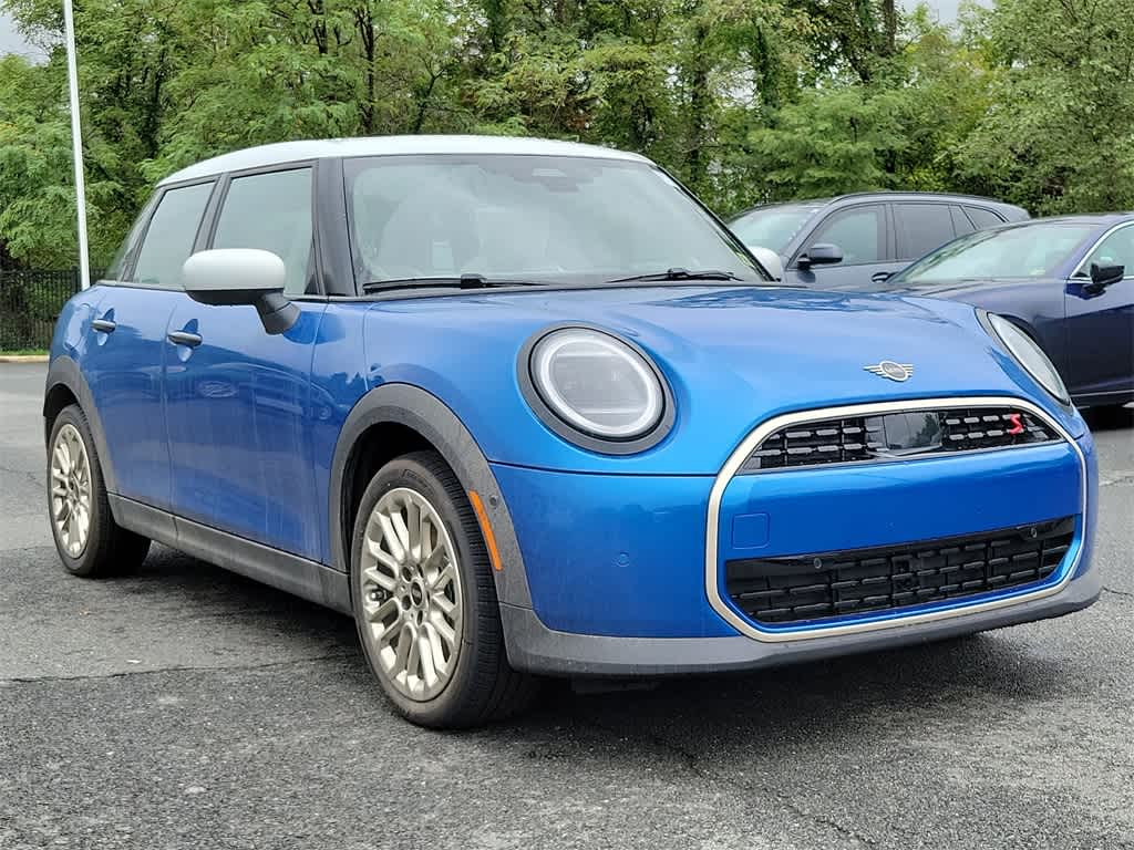 2025 MINI Hardtop 4 Door Cooper S 2