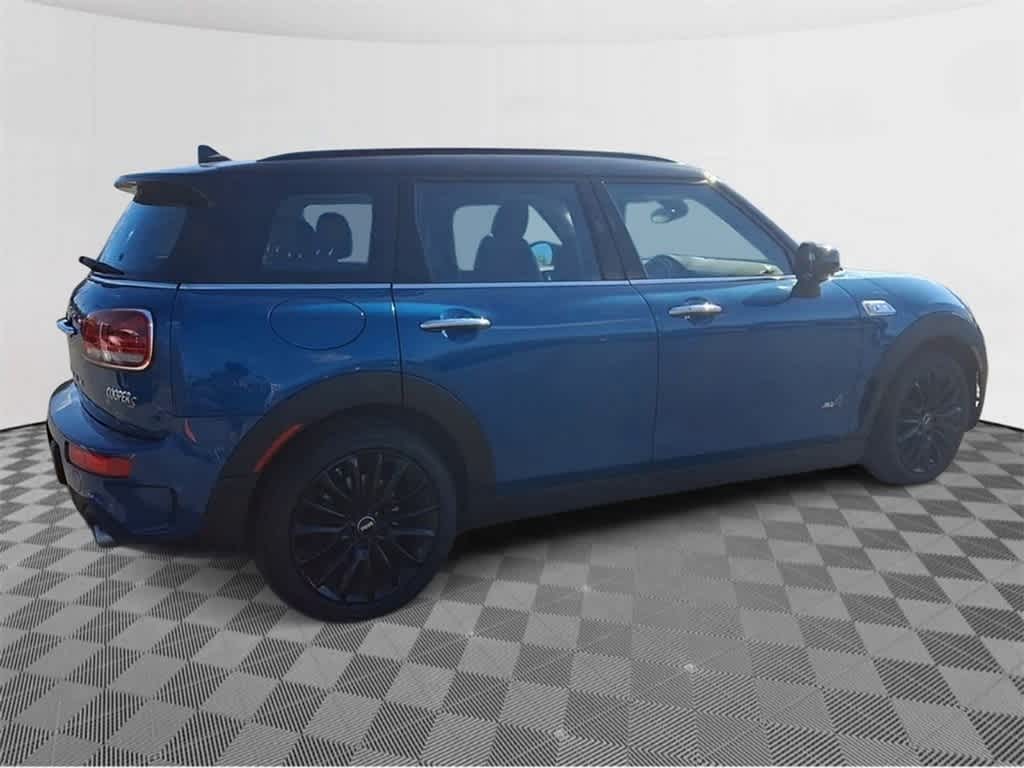 2022 MINI Clubman Cooper S 8