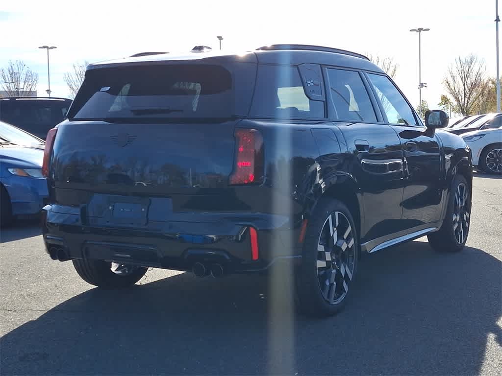 2025 MINI Countryman John Cooper Works 3