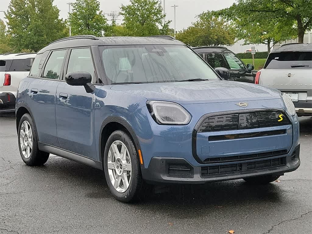 2025 MINI Countryman Cooper SE 2