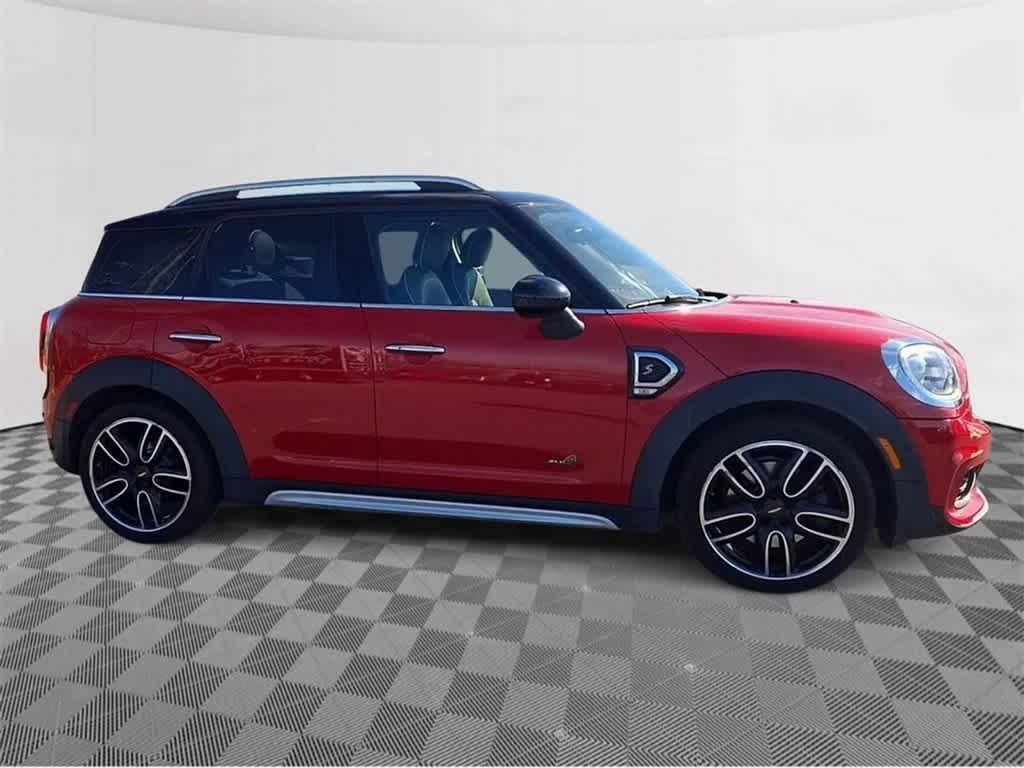 2018 MINI Countryman Cooper S 9