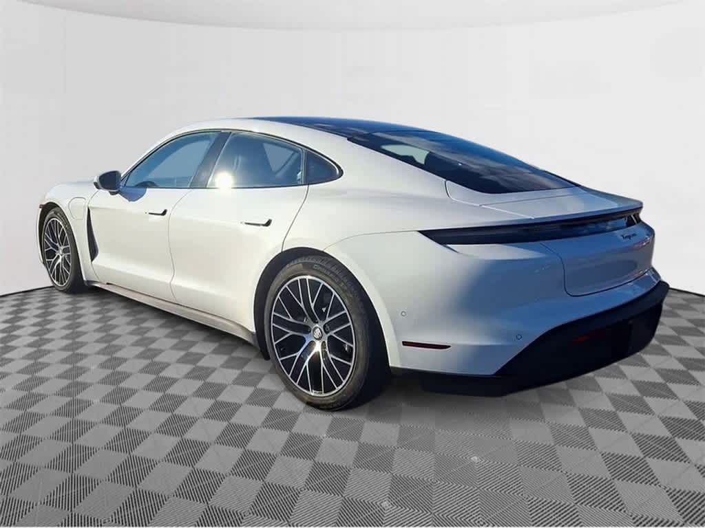 2022 Porsche Taycan  6