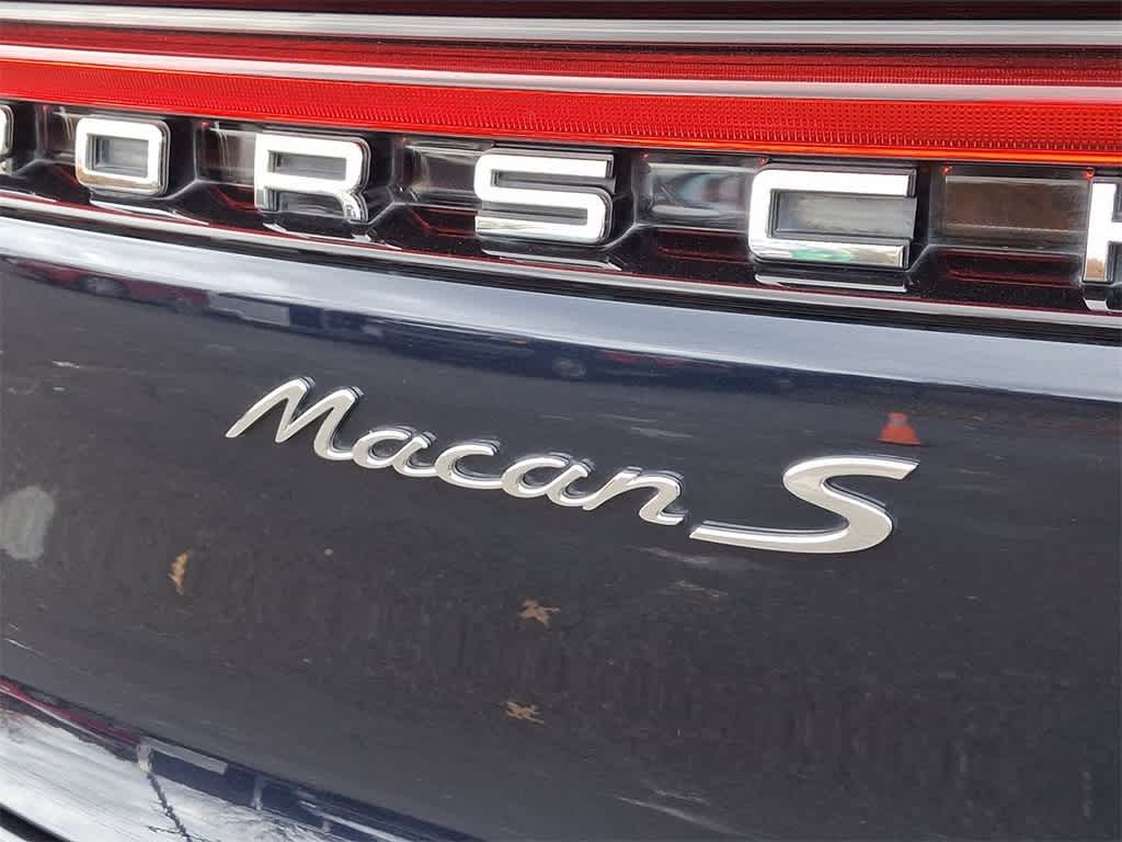 2021 Porsche Macan S 23