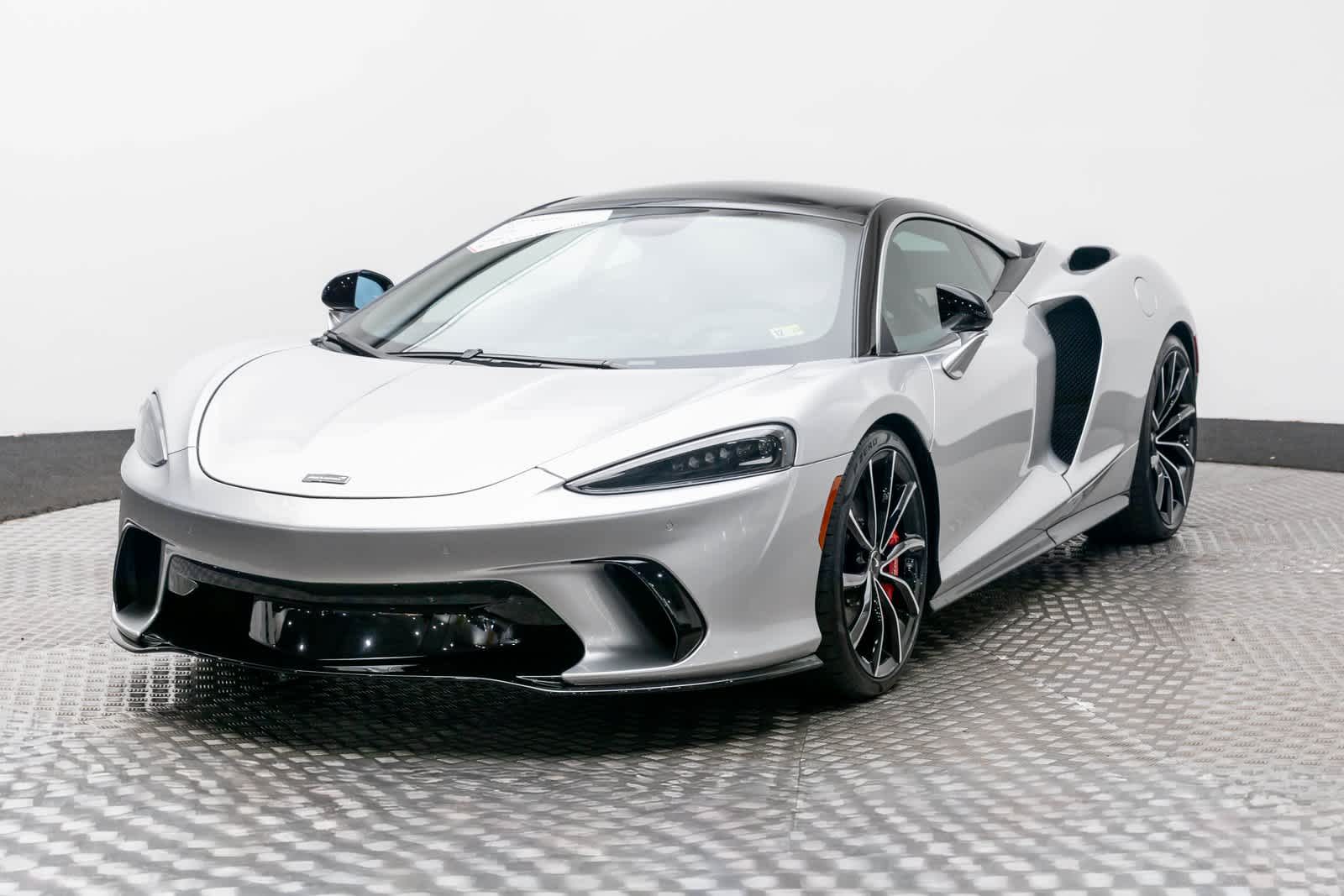 2025 McLaren GTS RWD