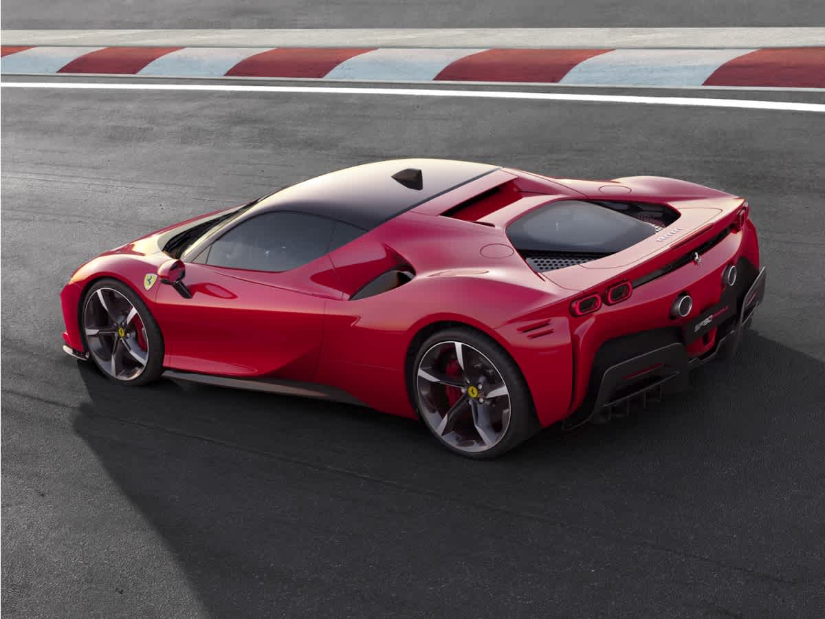 2022 Ferrari SF90 Stradale