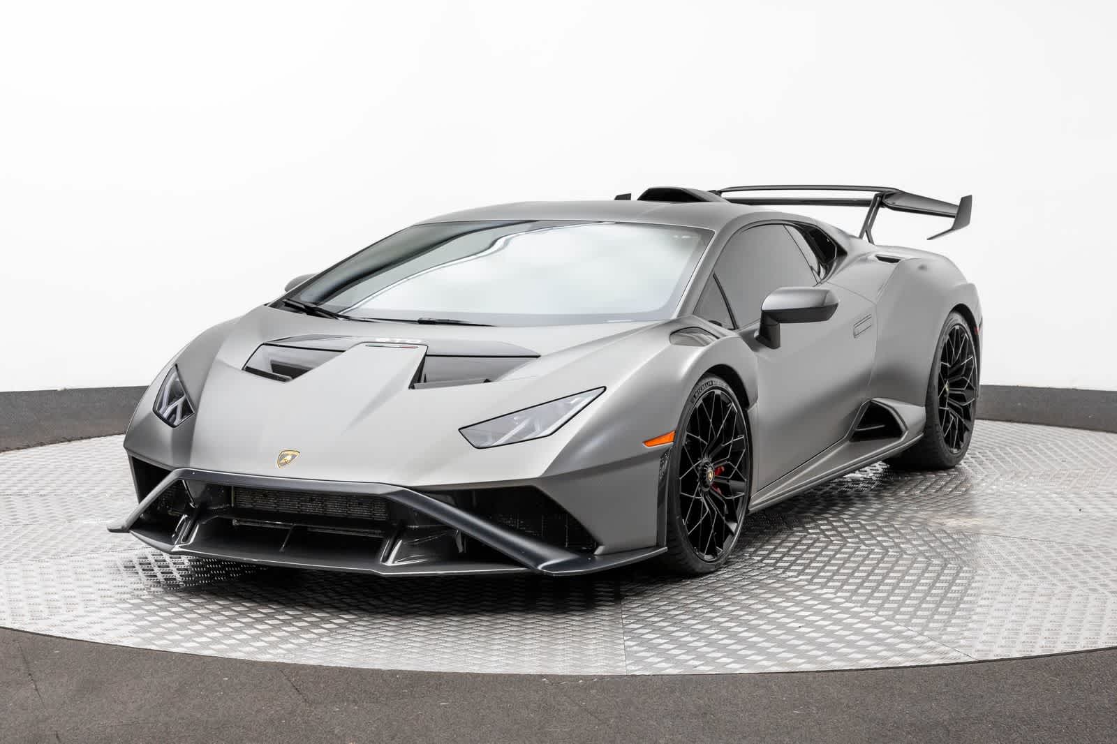 2022 Lamborghini Huracan STO