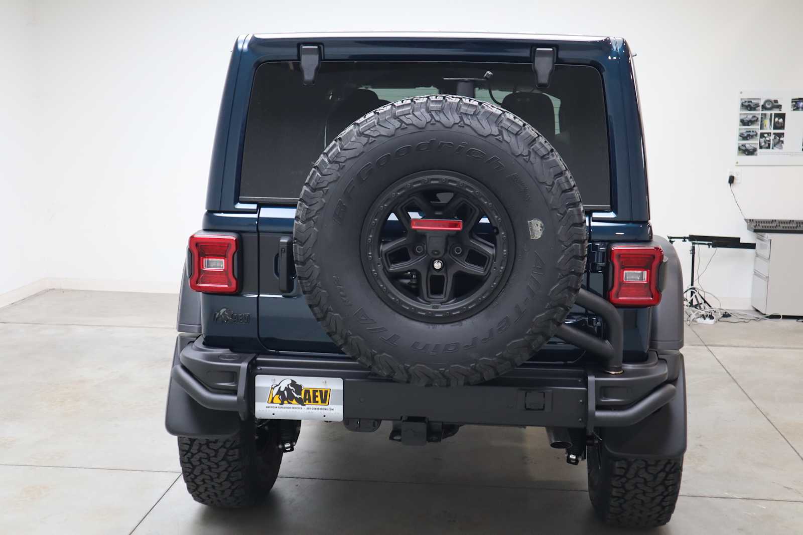 2025 Jeep Wrangler Rubicon 4