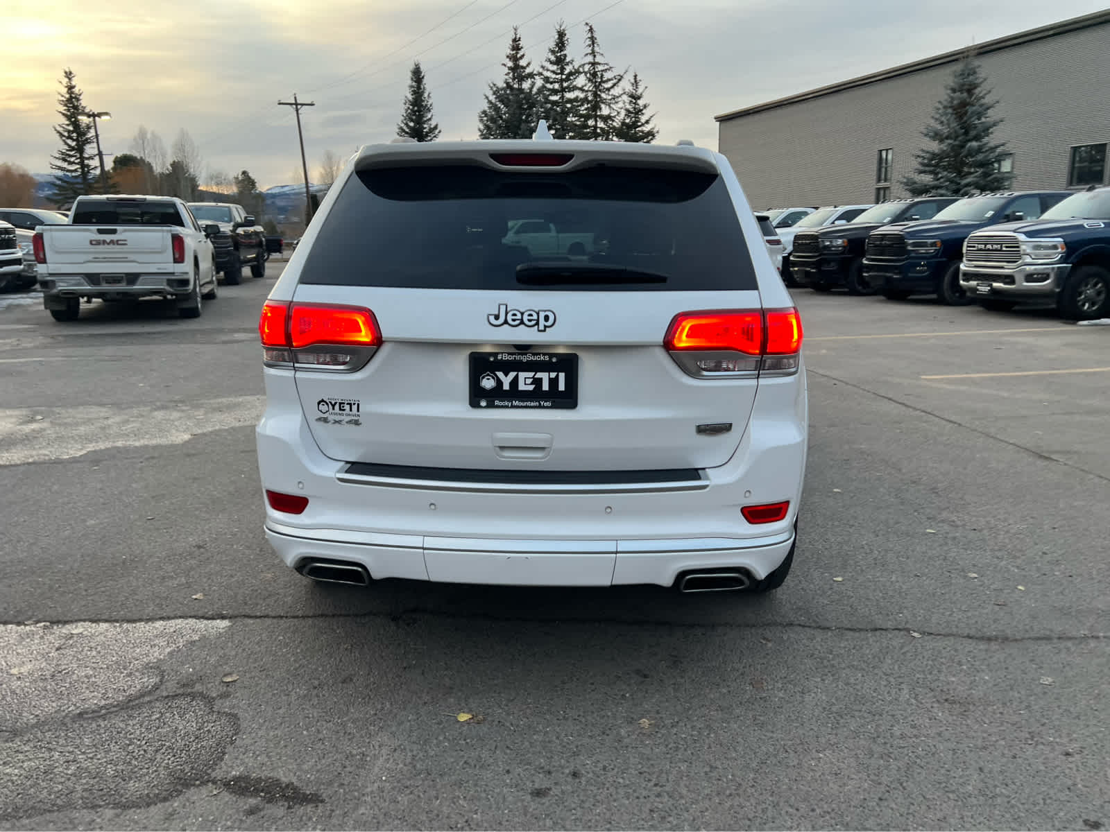 2019 Jeep Grand Cherokee Summit 10