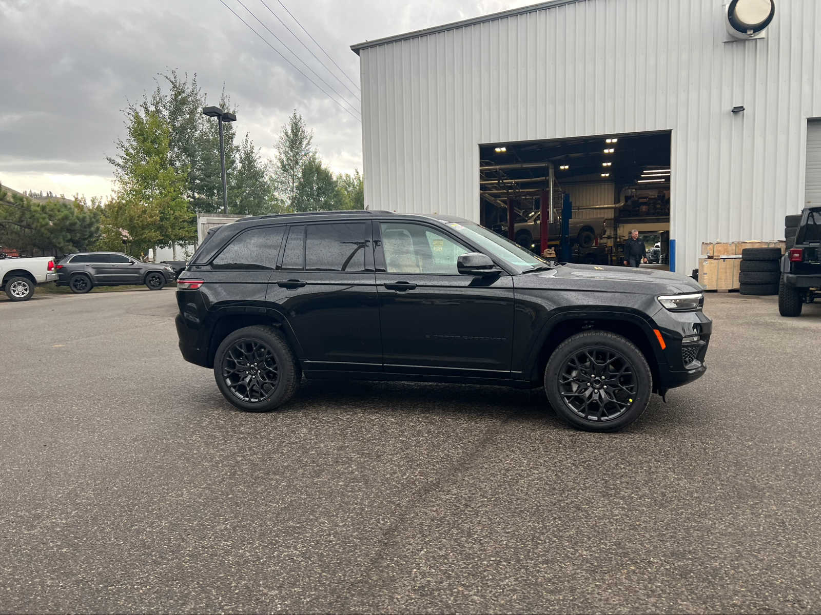 2024 Jeep Grand Cherokee Summit Reserve 8