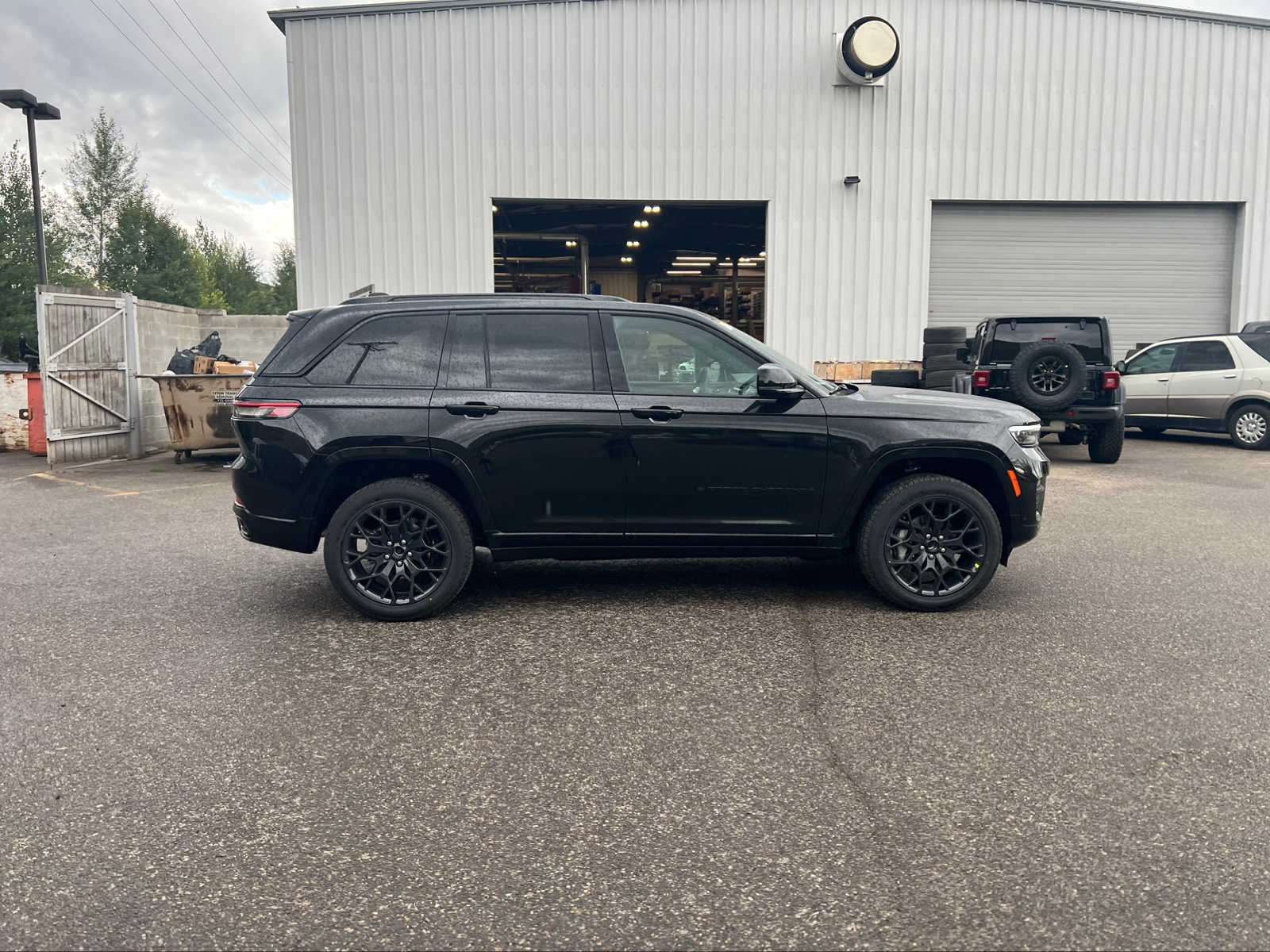 2024 Jeep Grand Cherokee Summit Reserve 9