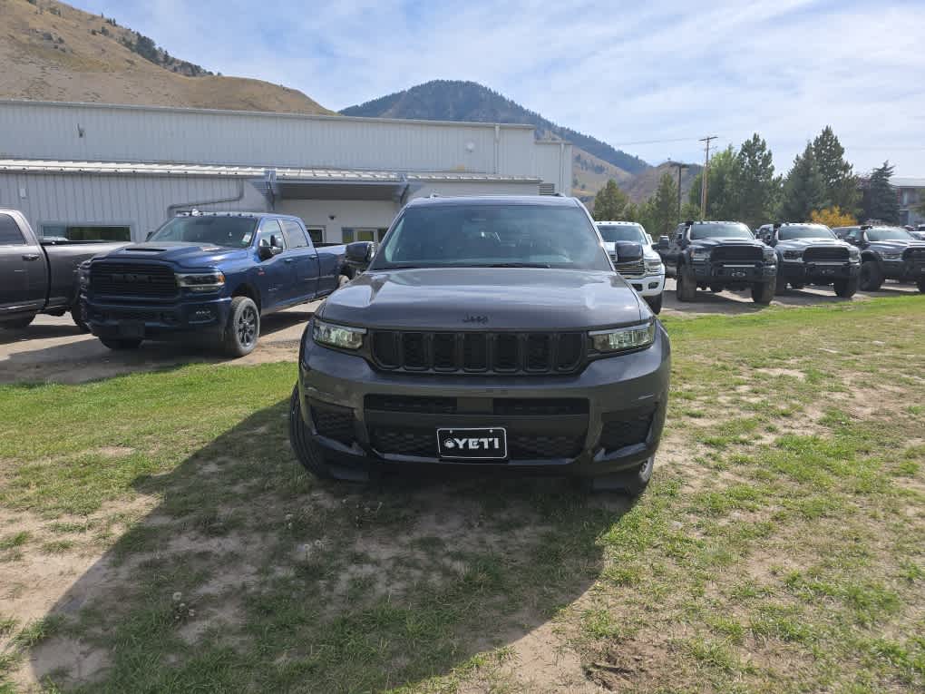 2024 Jeep Grand Cherokee L Altitude X 2