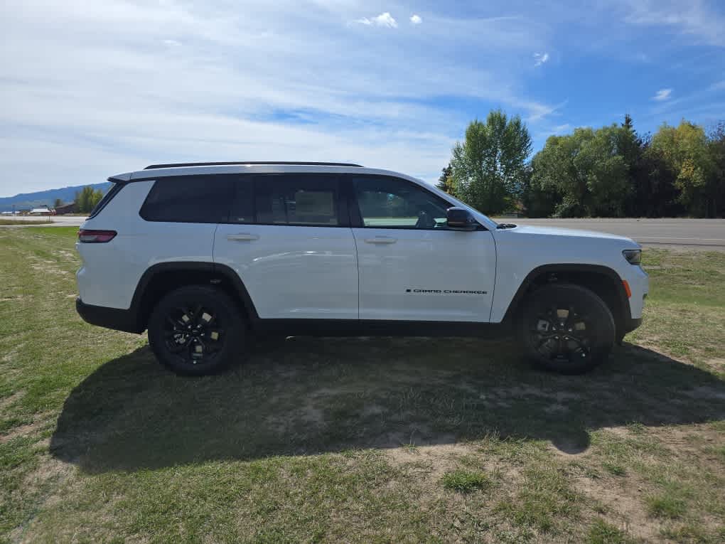 2024 Jeep Grand Cherokee L Altitude X 4