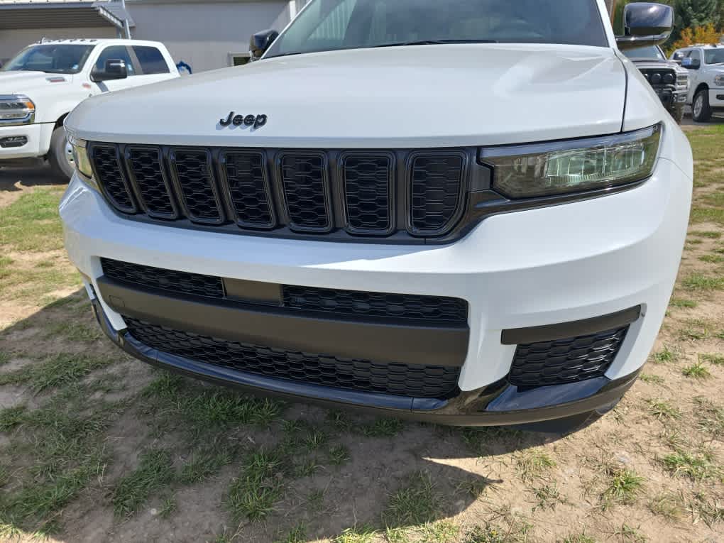 2024 Jeep Grand Cherokee L Altitude X 42