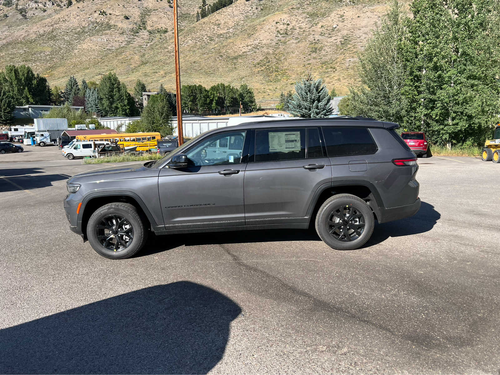 2024 Jeep Grand Cherokee L Altitude X 16