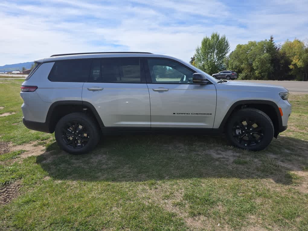 2024 Jeep Grand Cherokee L Altitude X 4