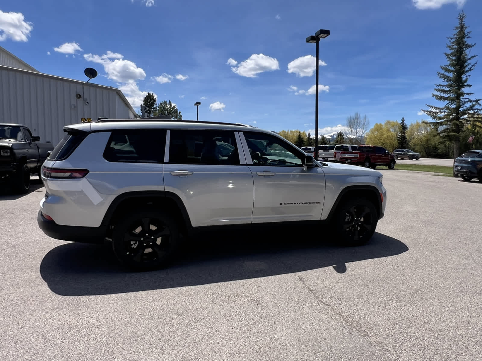 2024 Jeep Grand Cherokee L Limited 6