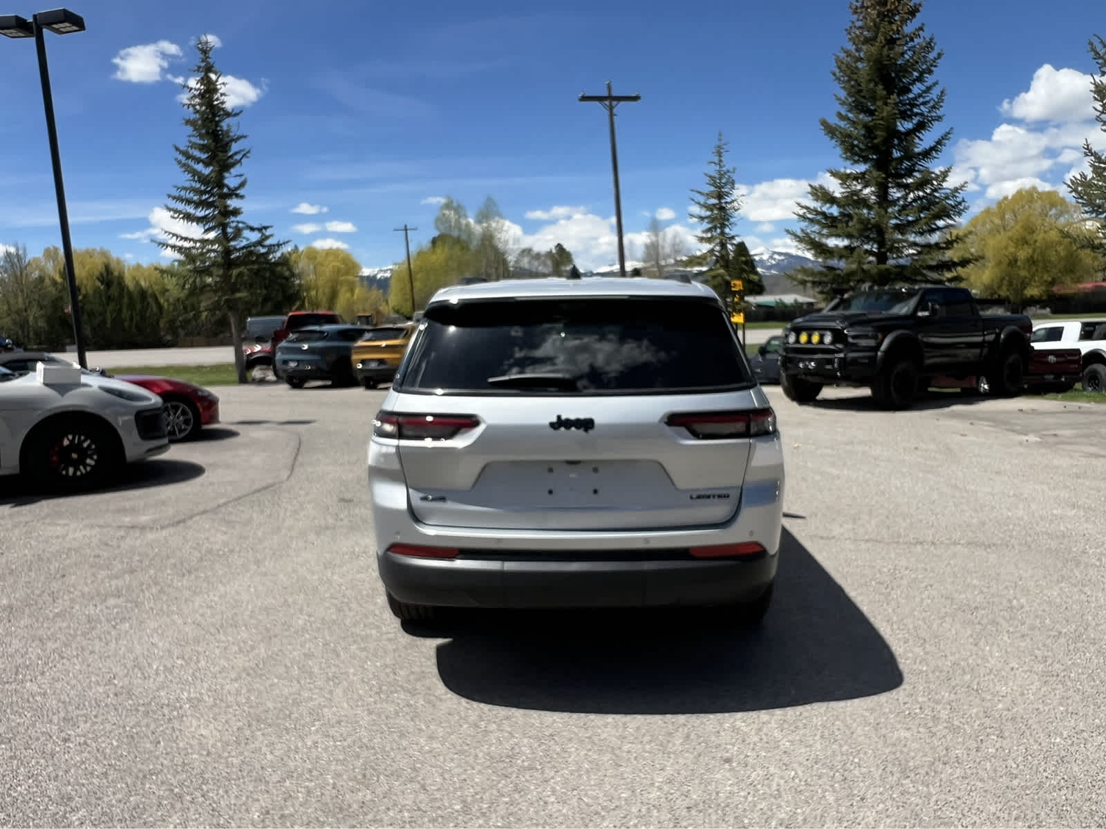 2024 Jeep Grand Cherokee L Limited 8