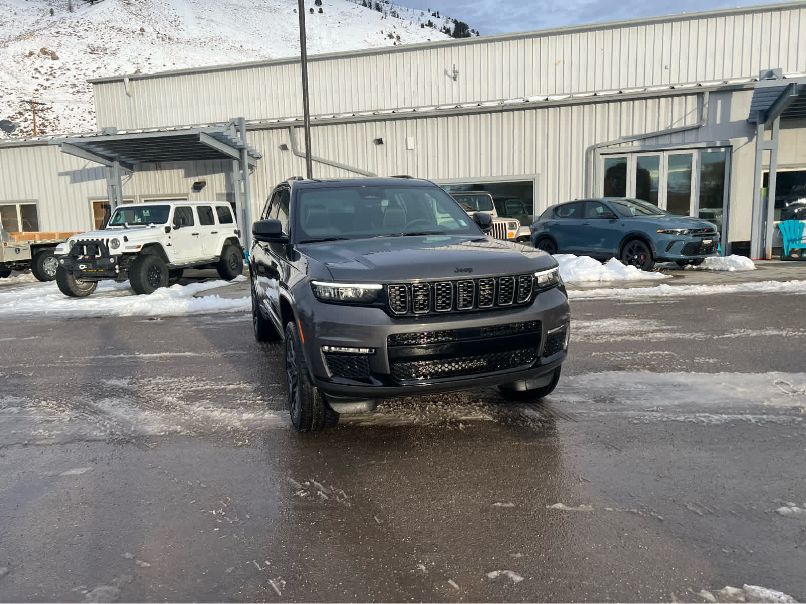 2025 Jeep Grand Cherokee L Summit Reserve 5