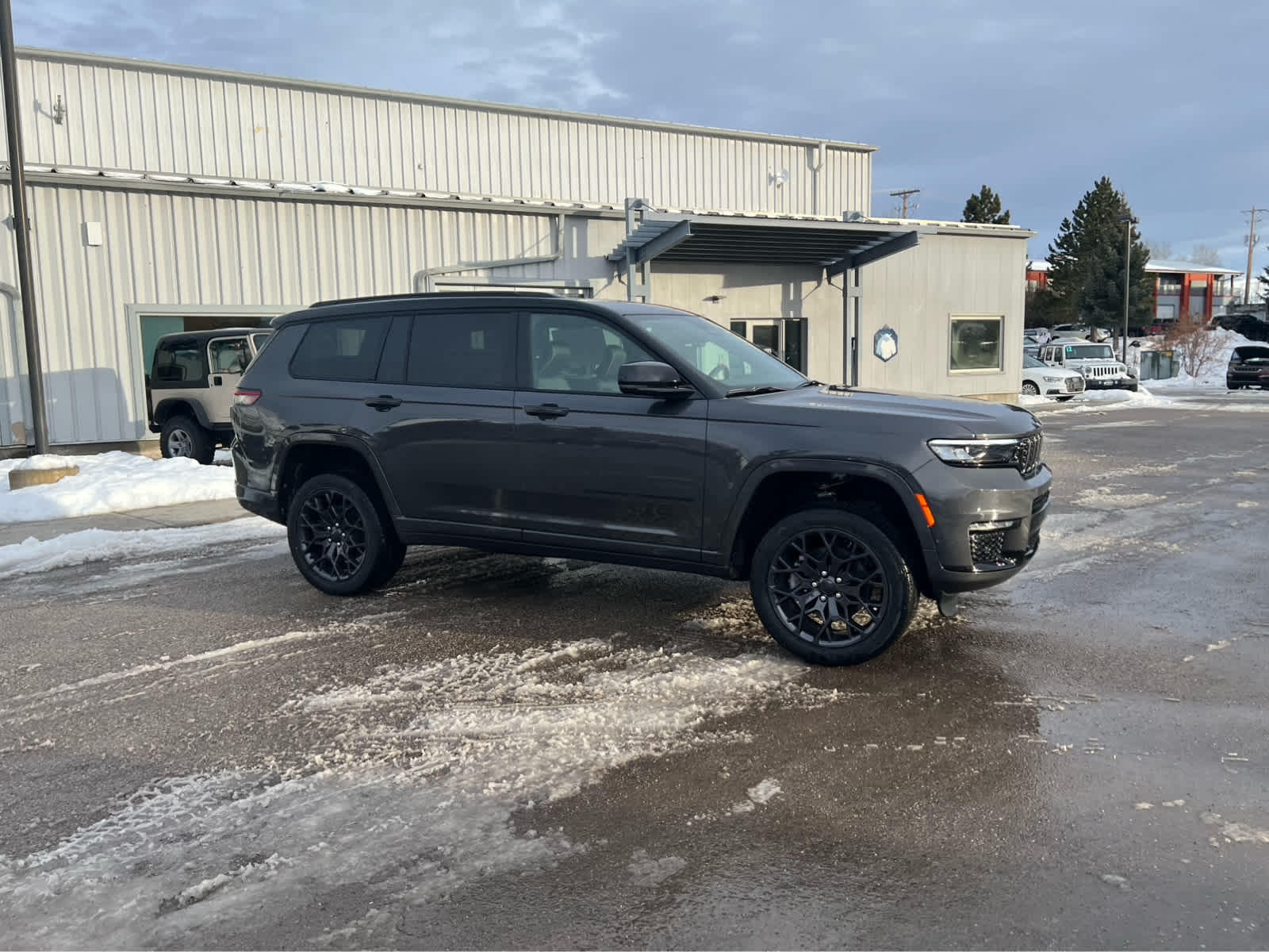 2025 Jeep Grand Cherokee L Summit Reserve 7