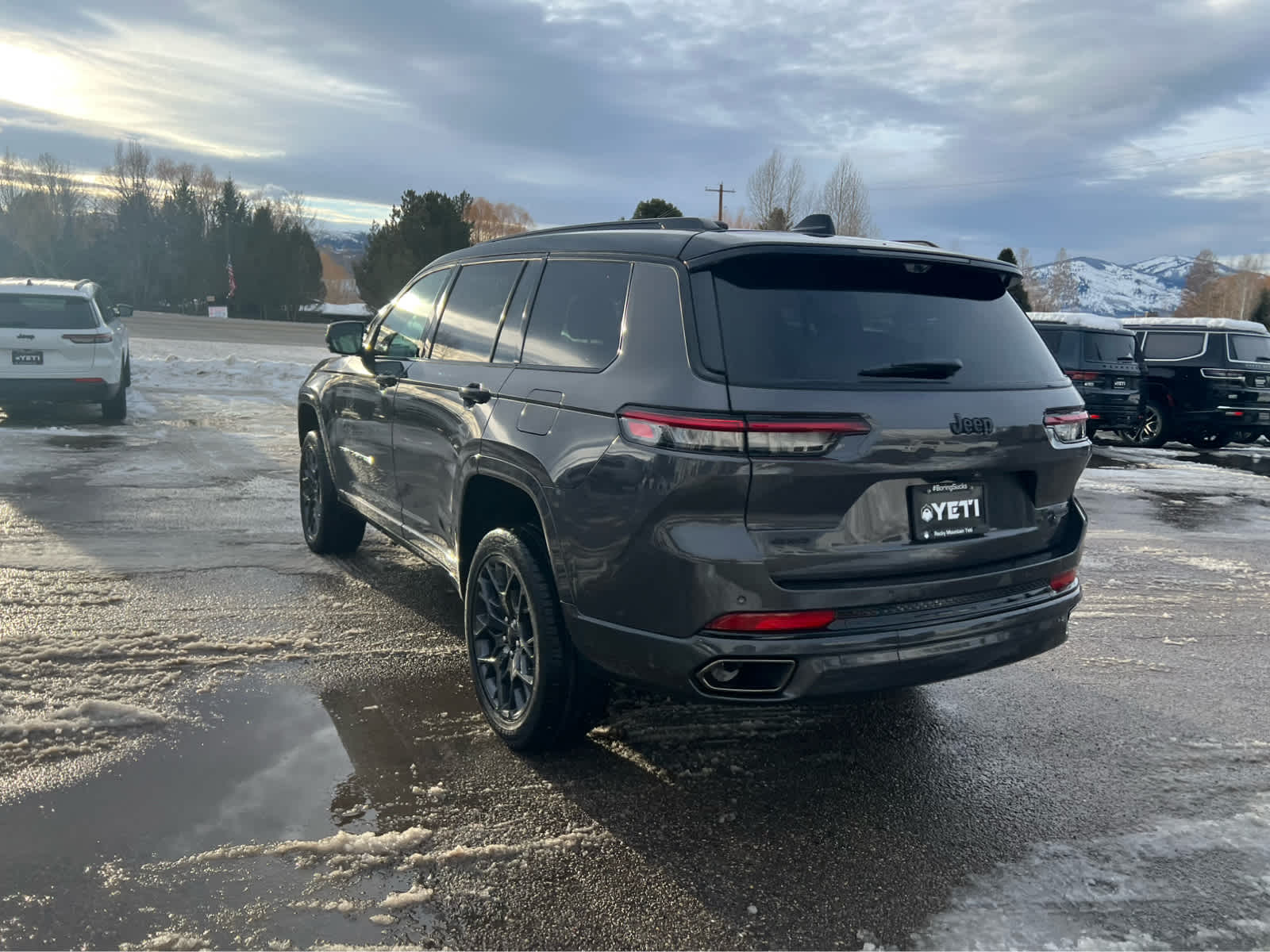 2025 Jeep Grand Cherokee L Summit Reserve 14