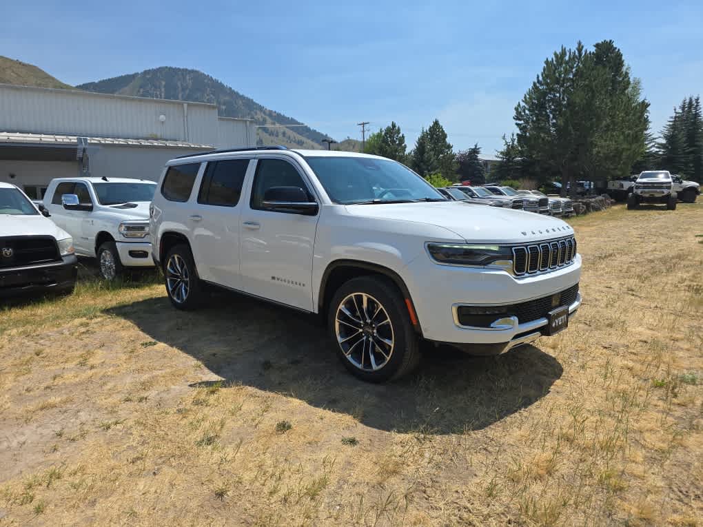 2024 Jeep Wagoneer Series III 8