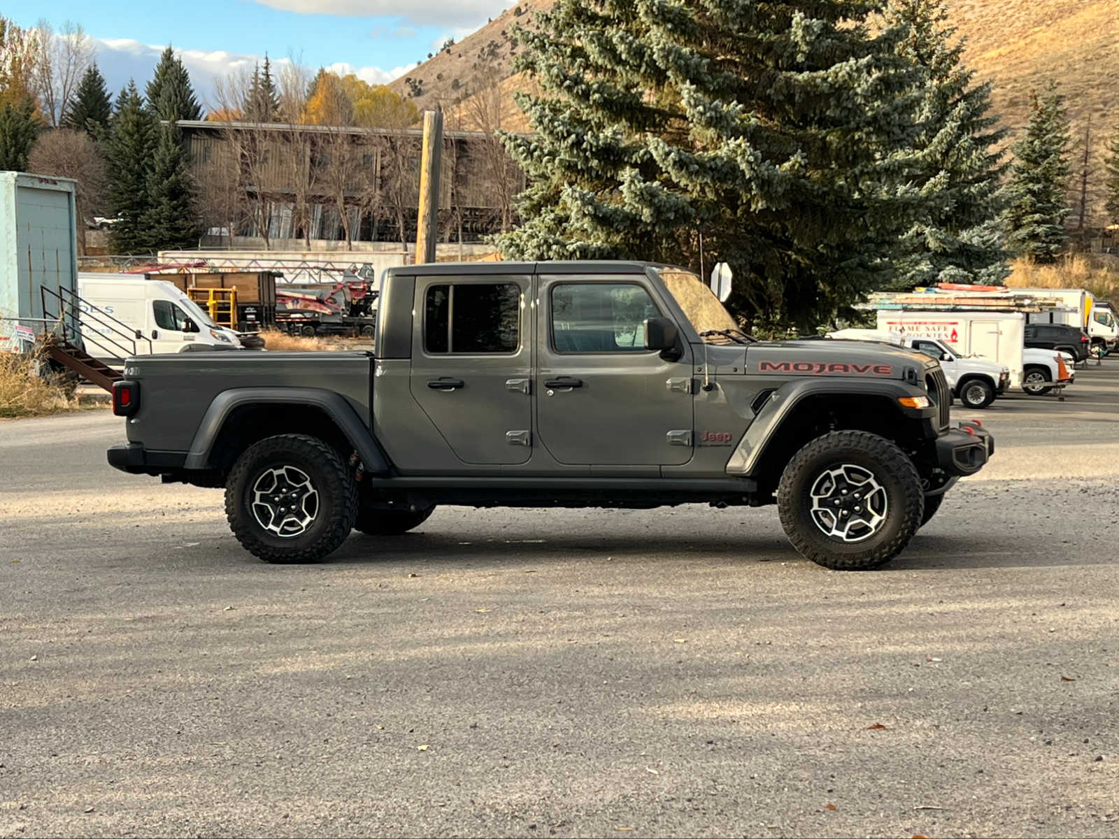 2023 Jeep Gladiator Mojave 4x4 10