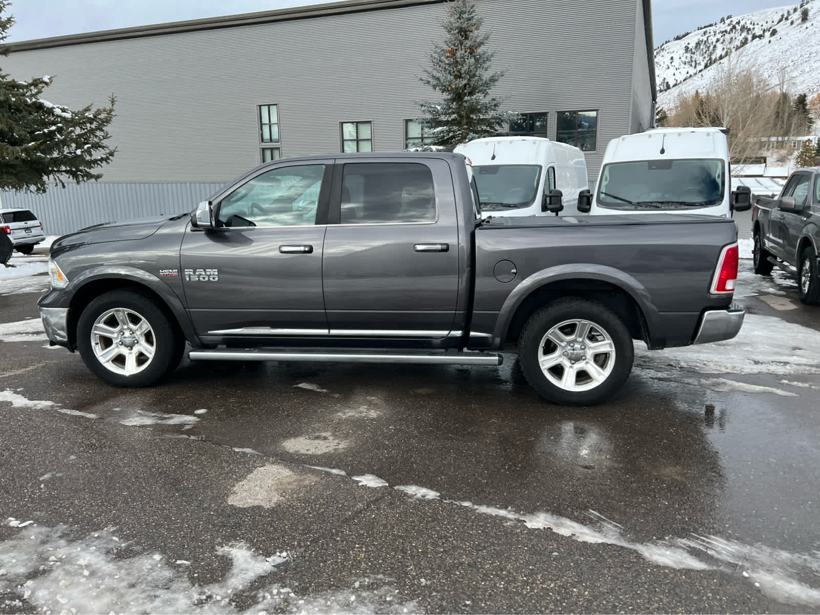 2016 Ram 1500 Longhorn Limited 4WD Crew Cab 140.5 14