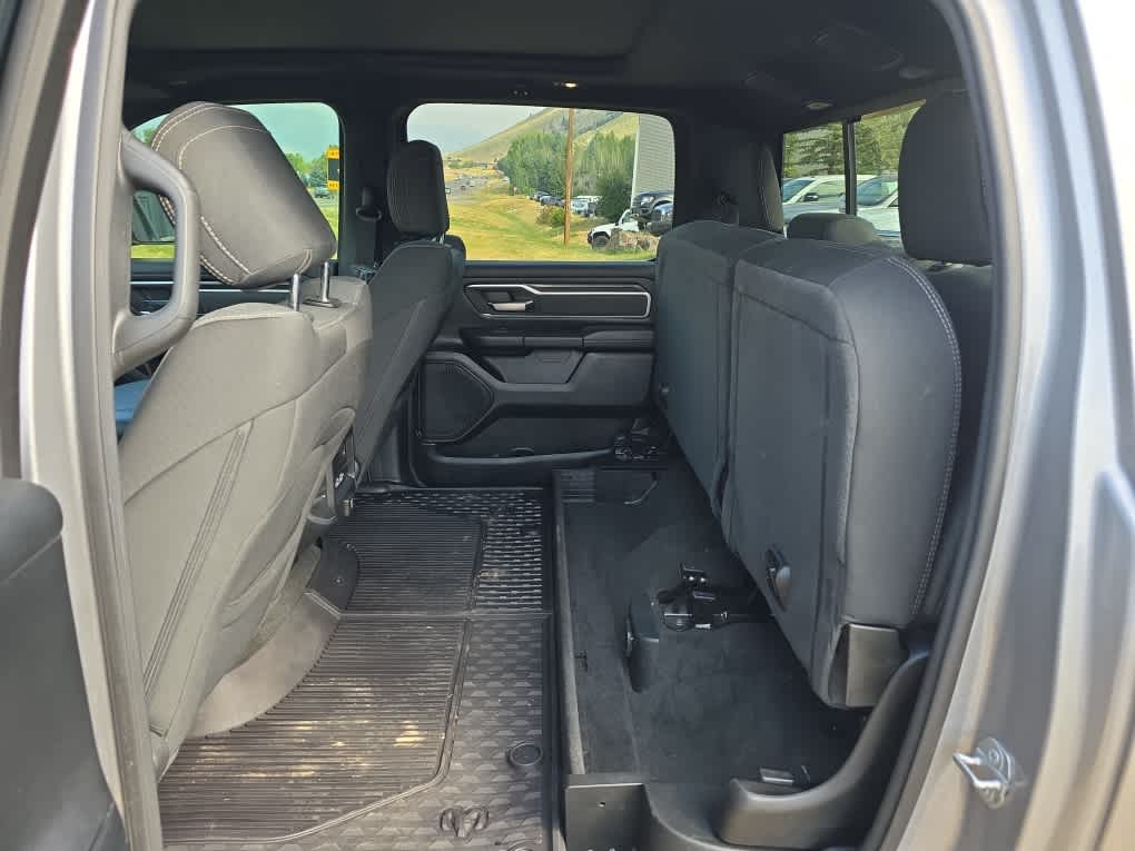 2020 Ram 1500 Big Horn 4x4 Crew Cab 57 Box 36