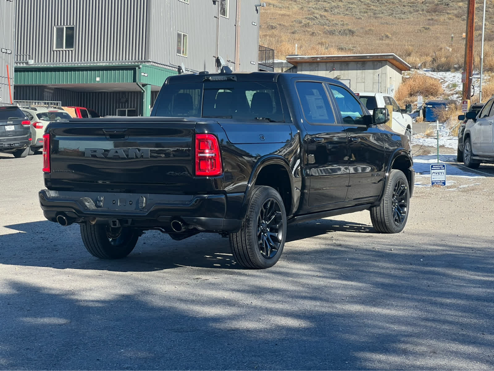 2025 Ram 1500 Limited 4x4 Crew Cab 57 Box 11