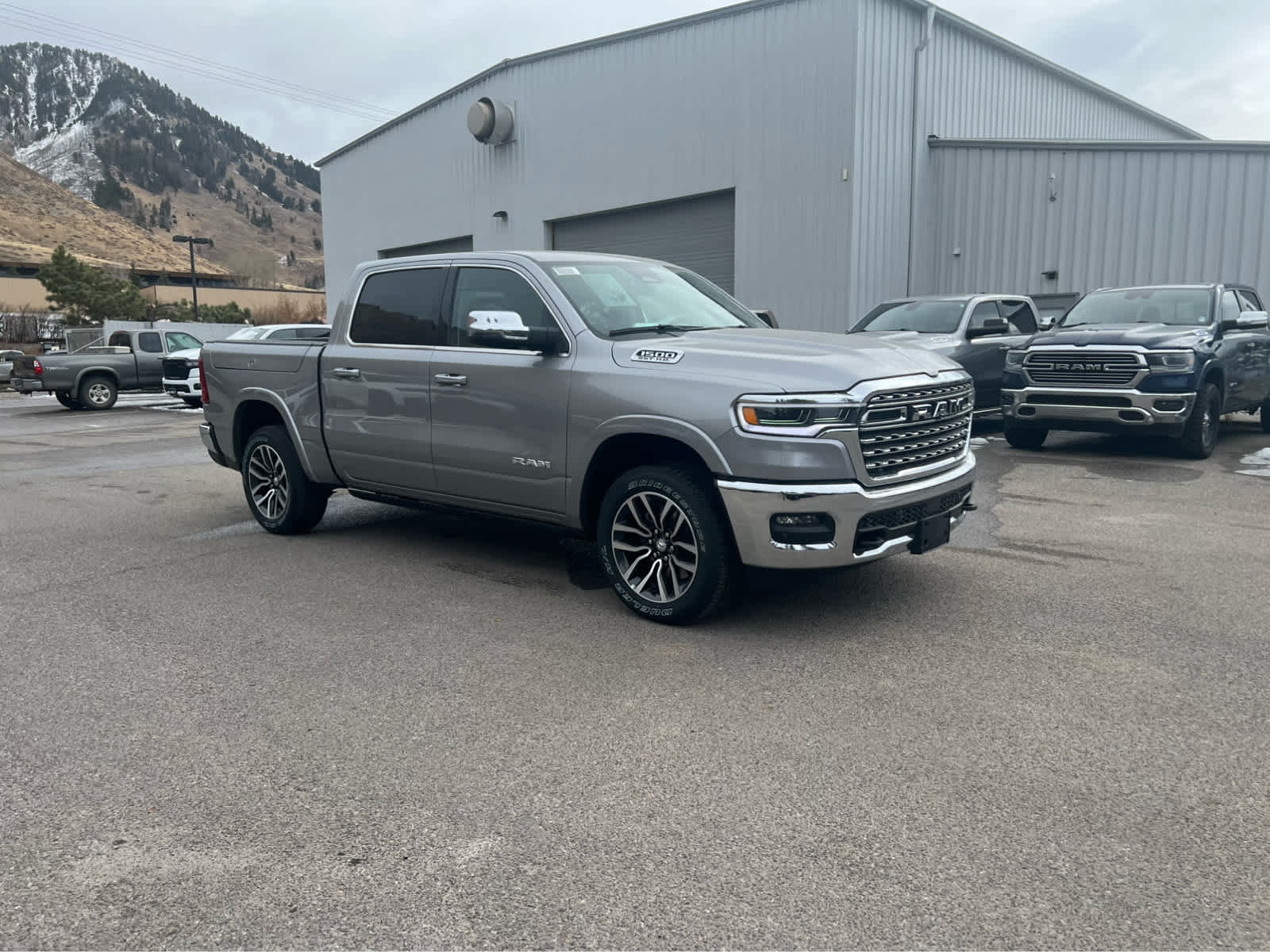 2025 Ram 1500 Longhorn 4x4 Crew Cab 57 Box 6