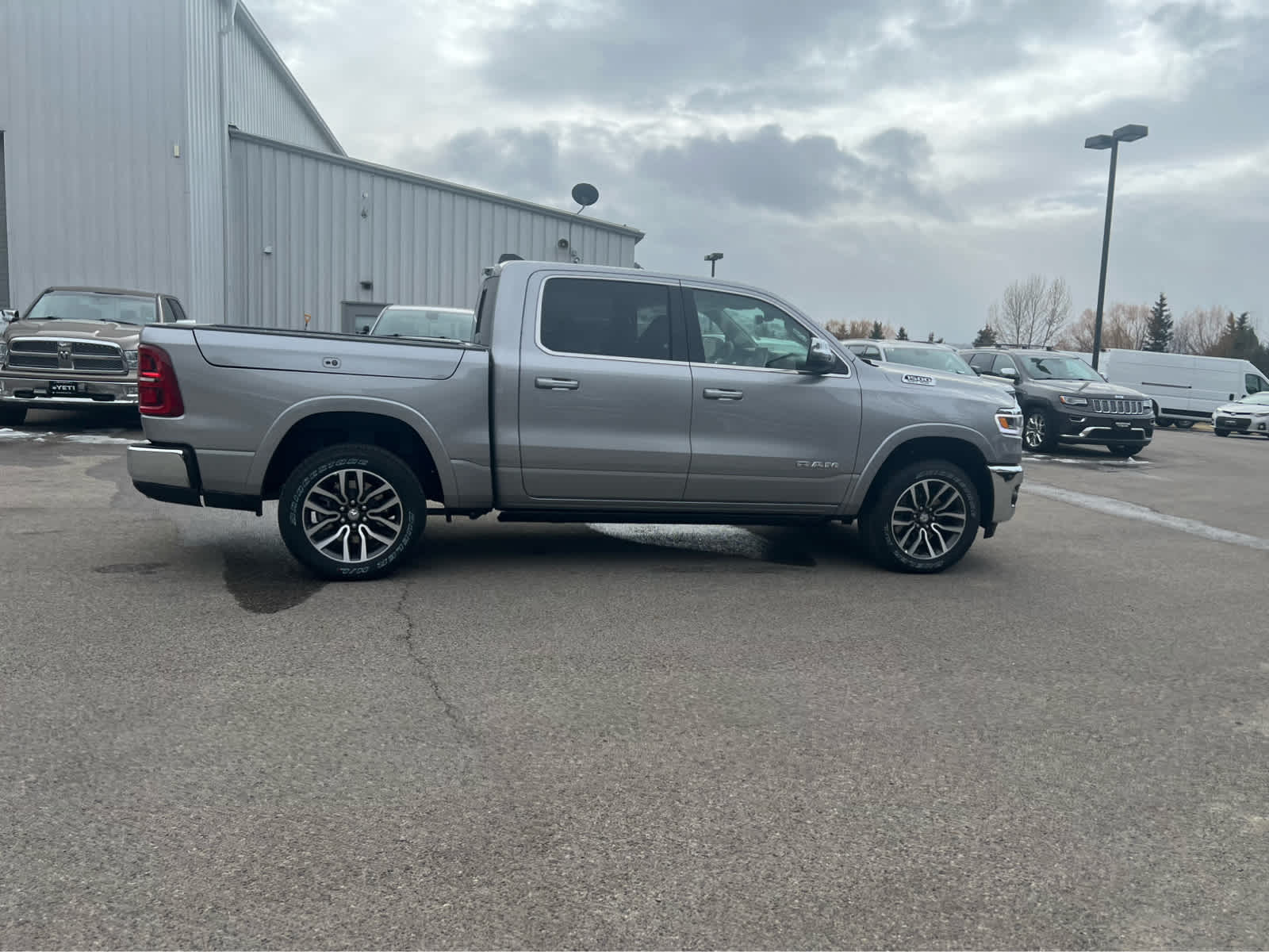 2025 Ram 1500 Longhorn 4x4 Crew Cab 57 Box 9