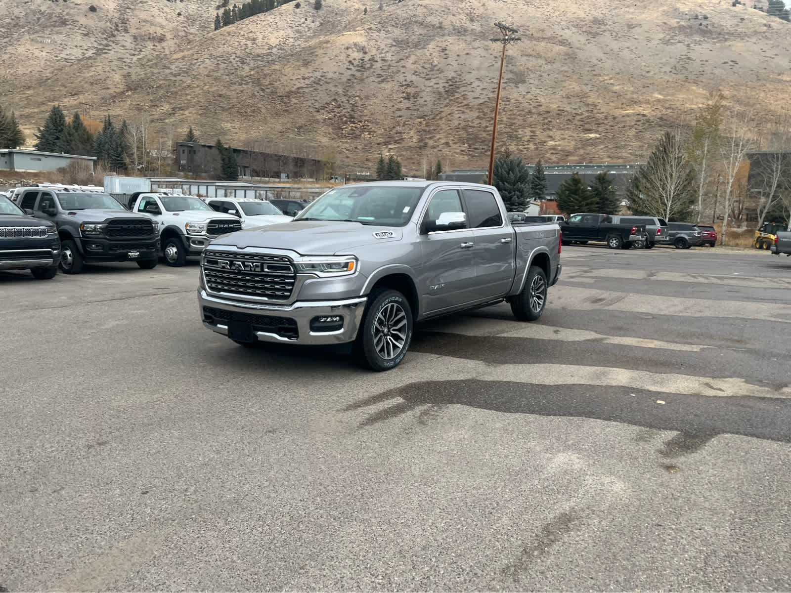 2025 Ram 1500 Longhorn 4x4 Crew Cab 57 Box 2