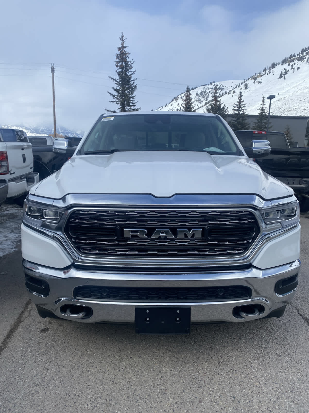 2024 Ram 1500 Limited 4x4 Crew Cab 57 Box 3