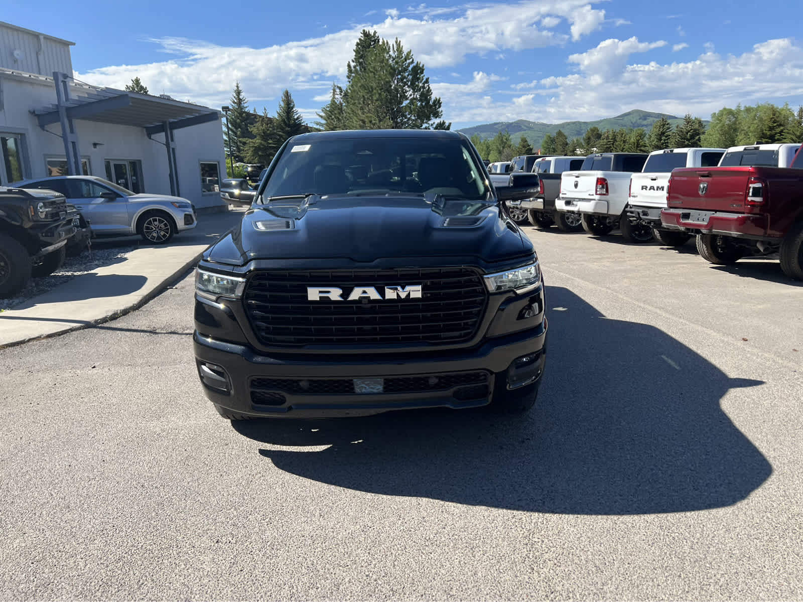 2025 Ram 1500 Laramie 4x4 Crew Cab 57 Box 4