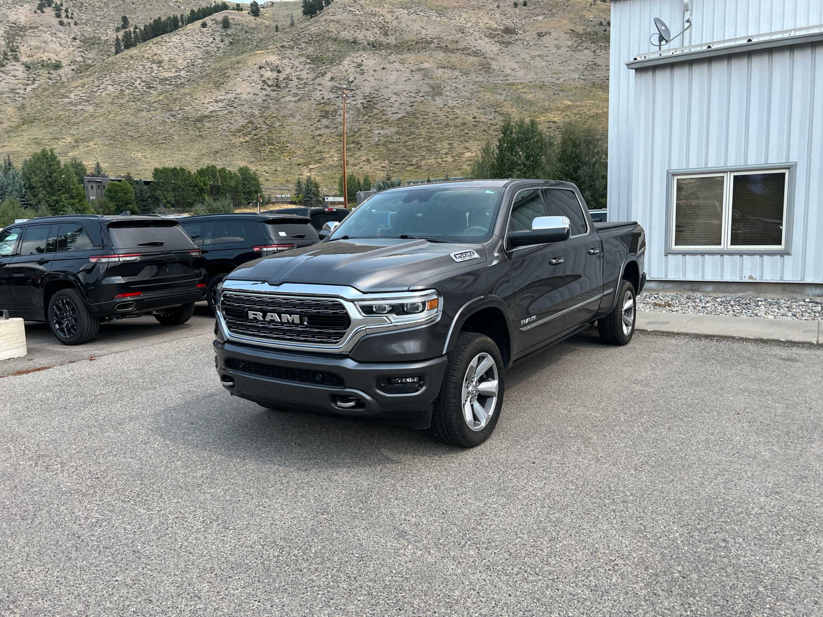 2019 Ram 1500 Limited 4x4 Crew Cab 64 Box 2