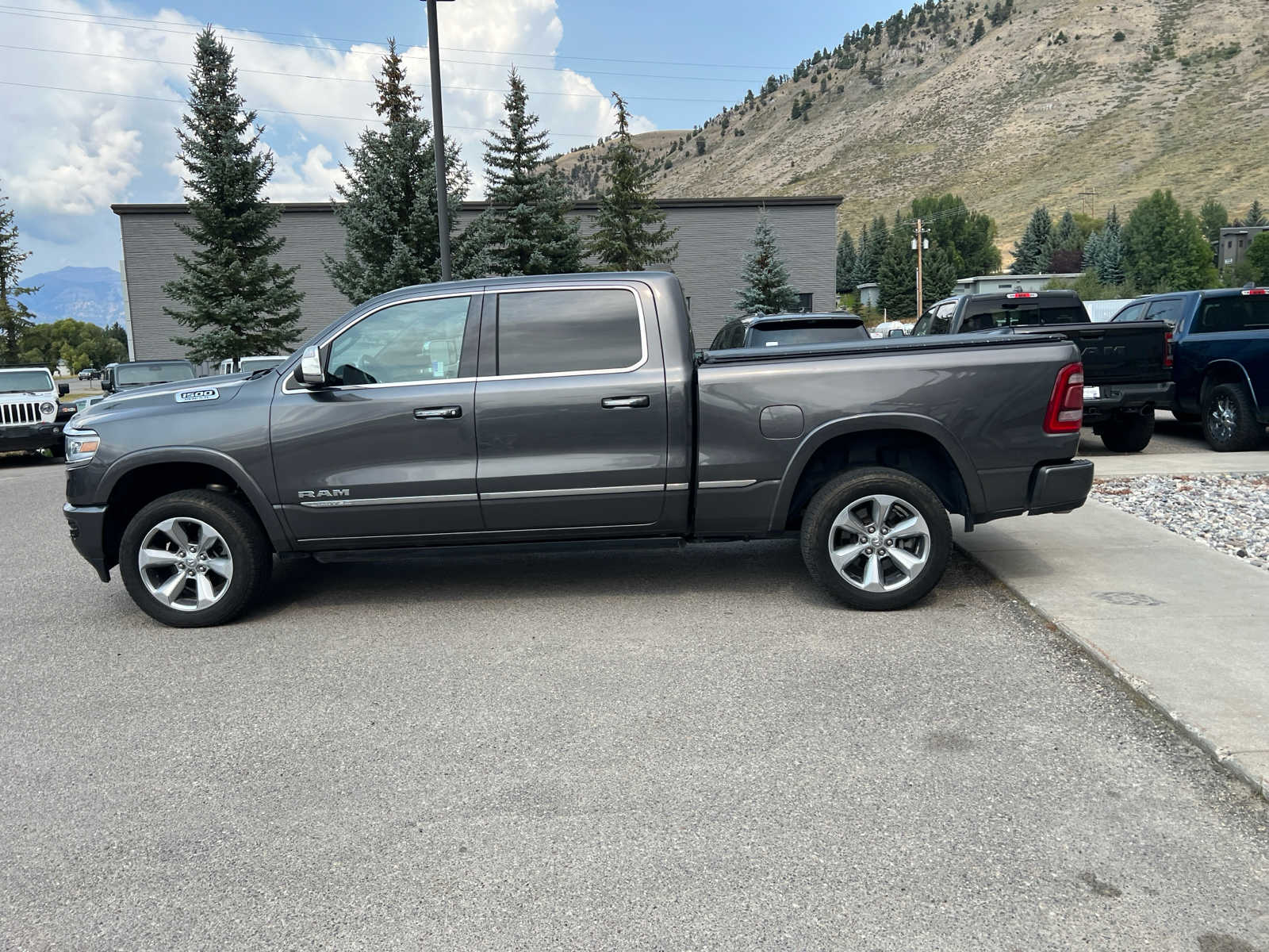 2019 Ram 1500 Limited 4x4 Crew Cab 64 Box 15