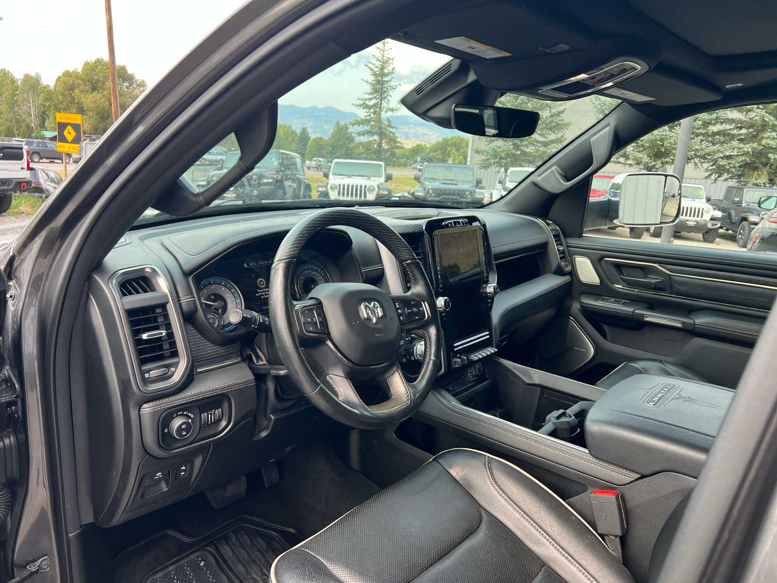 2019 Ram 1500 Limited 4x4 Crew Cab 64 Box 18