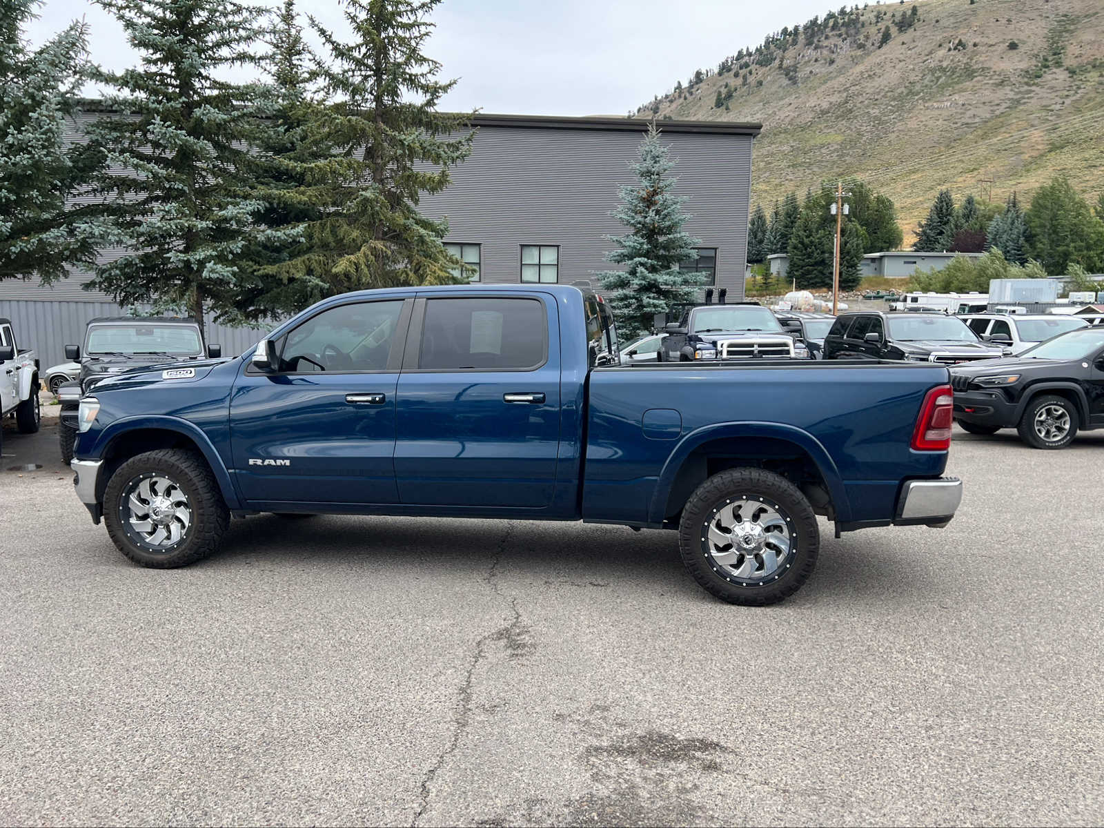 2021 Ram 1500 Laramie 4x4 Crew Cab 64 Box 16