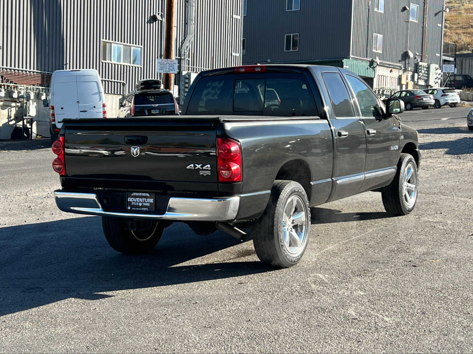 2008 Dodge Ram 1500 Laramie 4WD Quad Cab 140.5 14