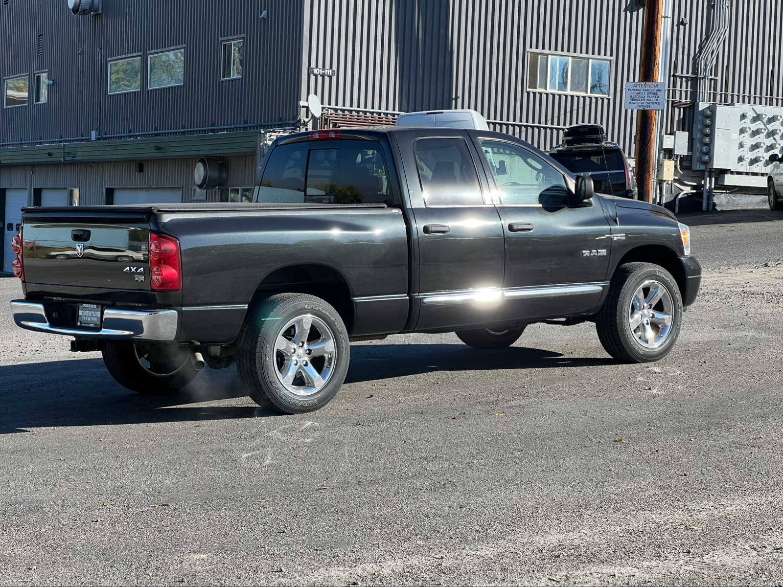 2008 Dodge Ram 1500 Laramie 4WD Quad Cab 140.5 13