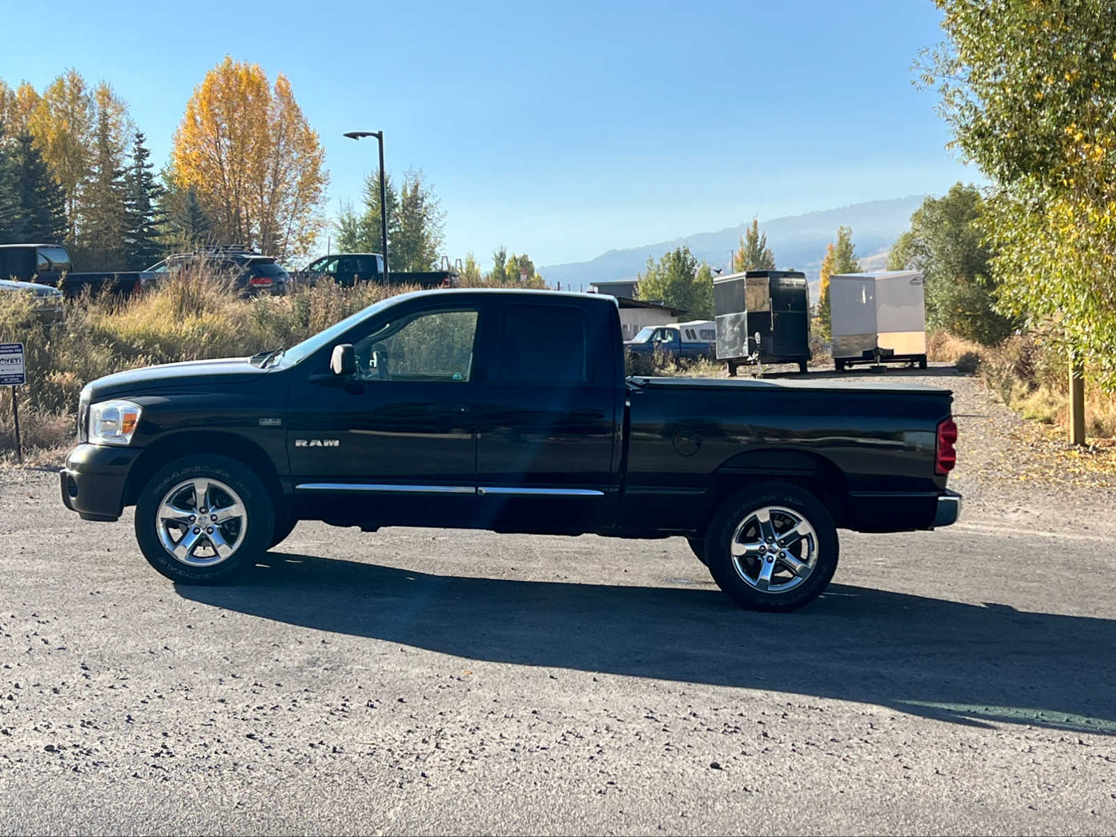 2008 Dodge Ram 1500 Laramie 4WD Quad Cab 140.5 19