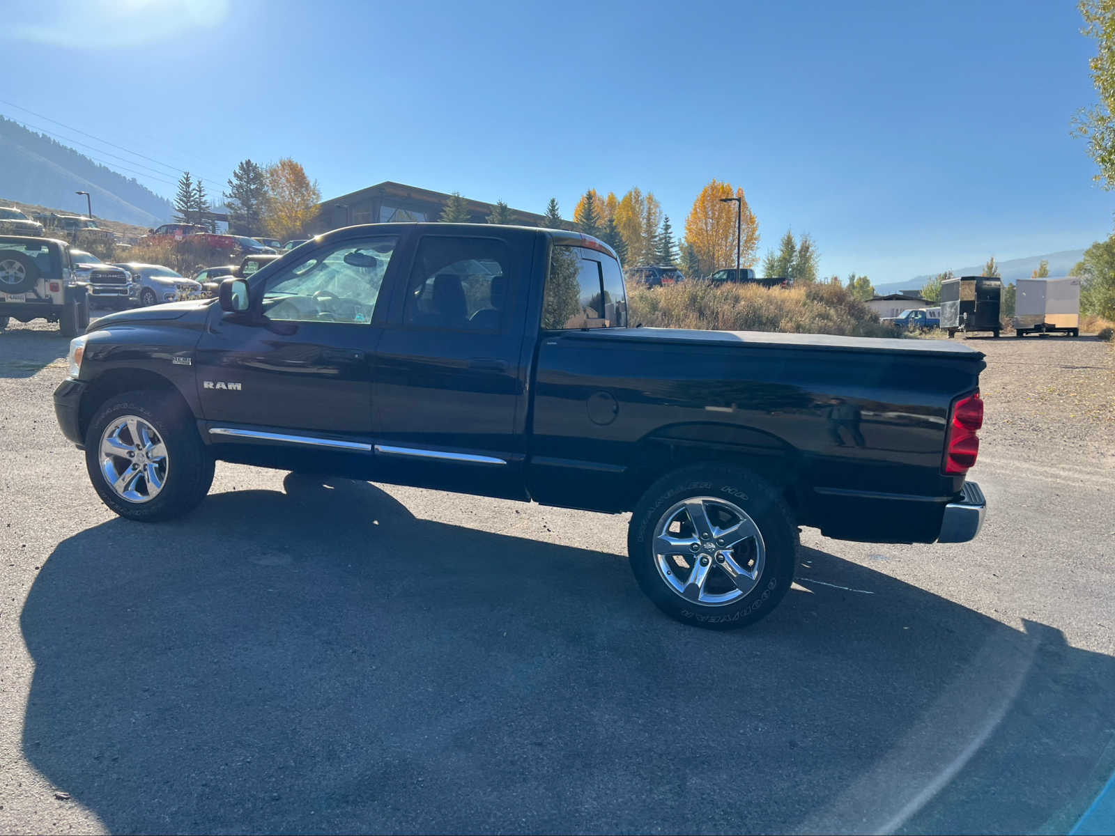 2008 Dodge Ram 1500 Laramie 4WD Quad Cab 140.5 32