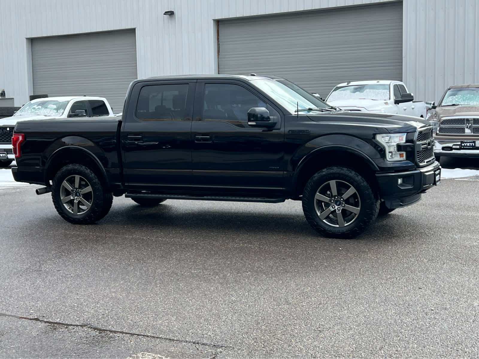 2016 Ford F-150 Lariat 4WD SuperCrew 145 7