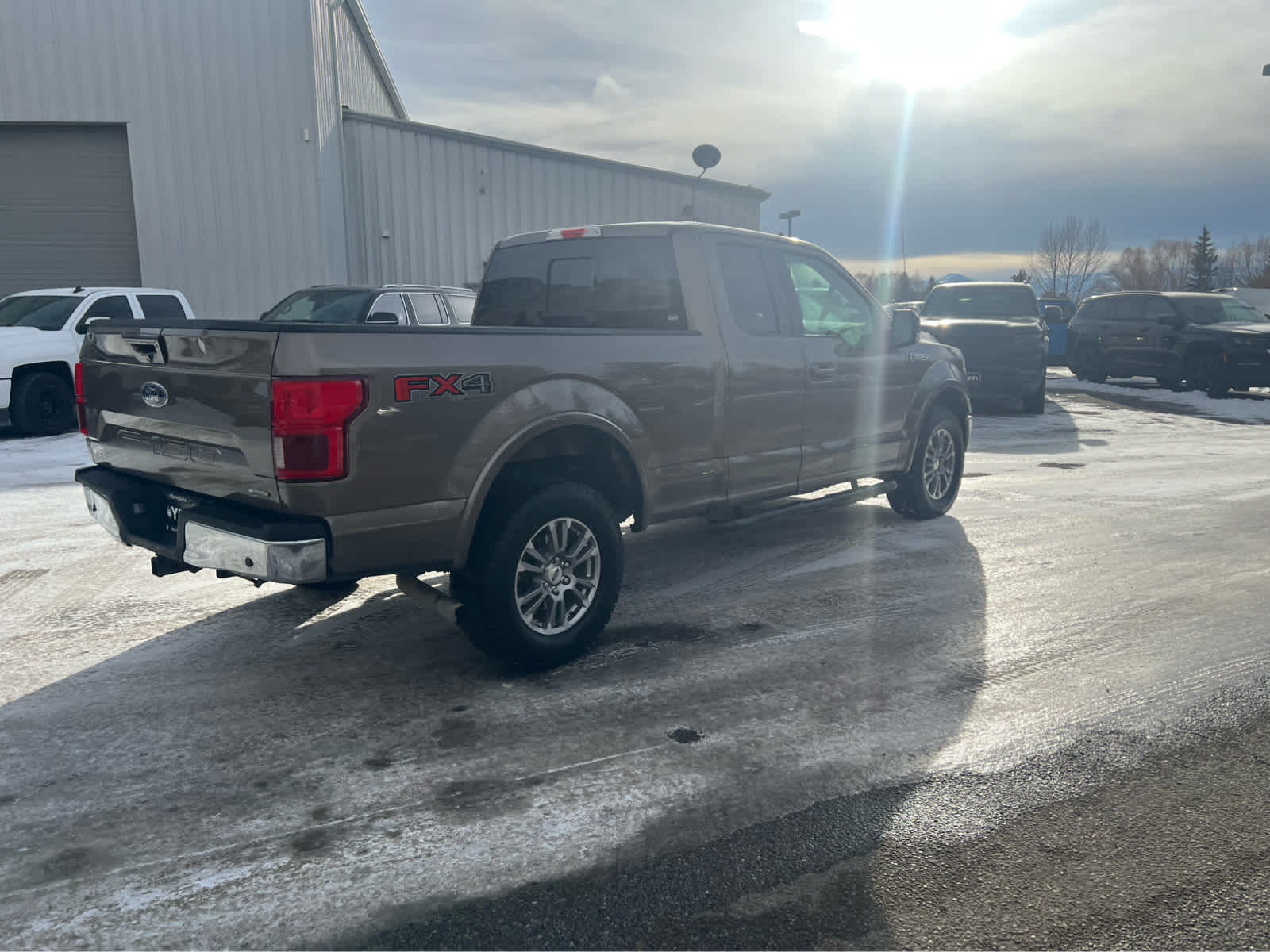 2018 Ford F-150 LARIAT 4WD SuperCab 6.5 Box 12