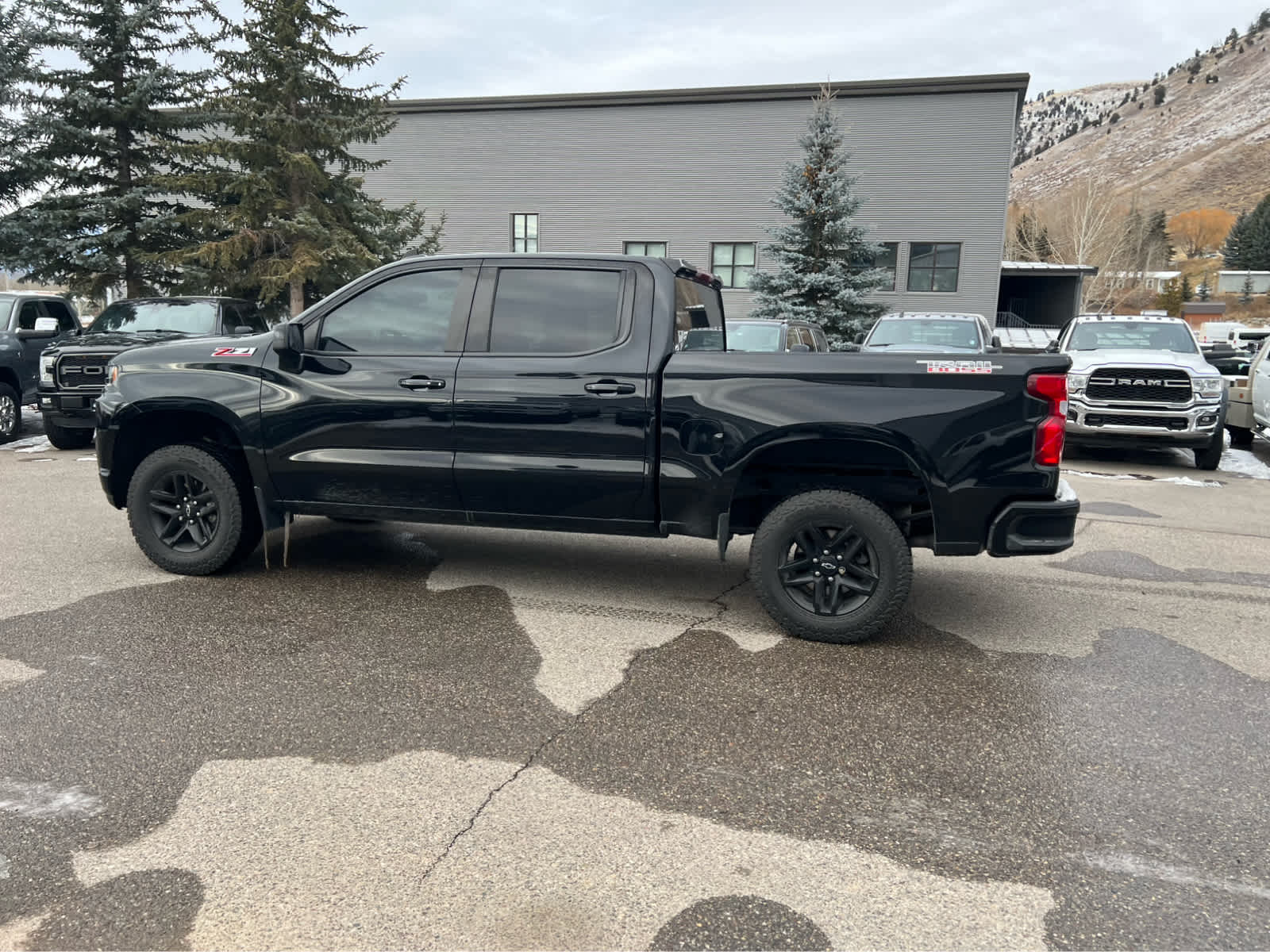 2021 Chevrolet Silverado 1500 LT Trail Boss 4WD Crew Cab 147 14