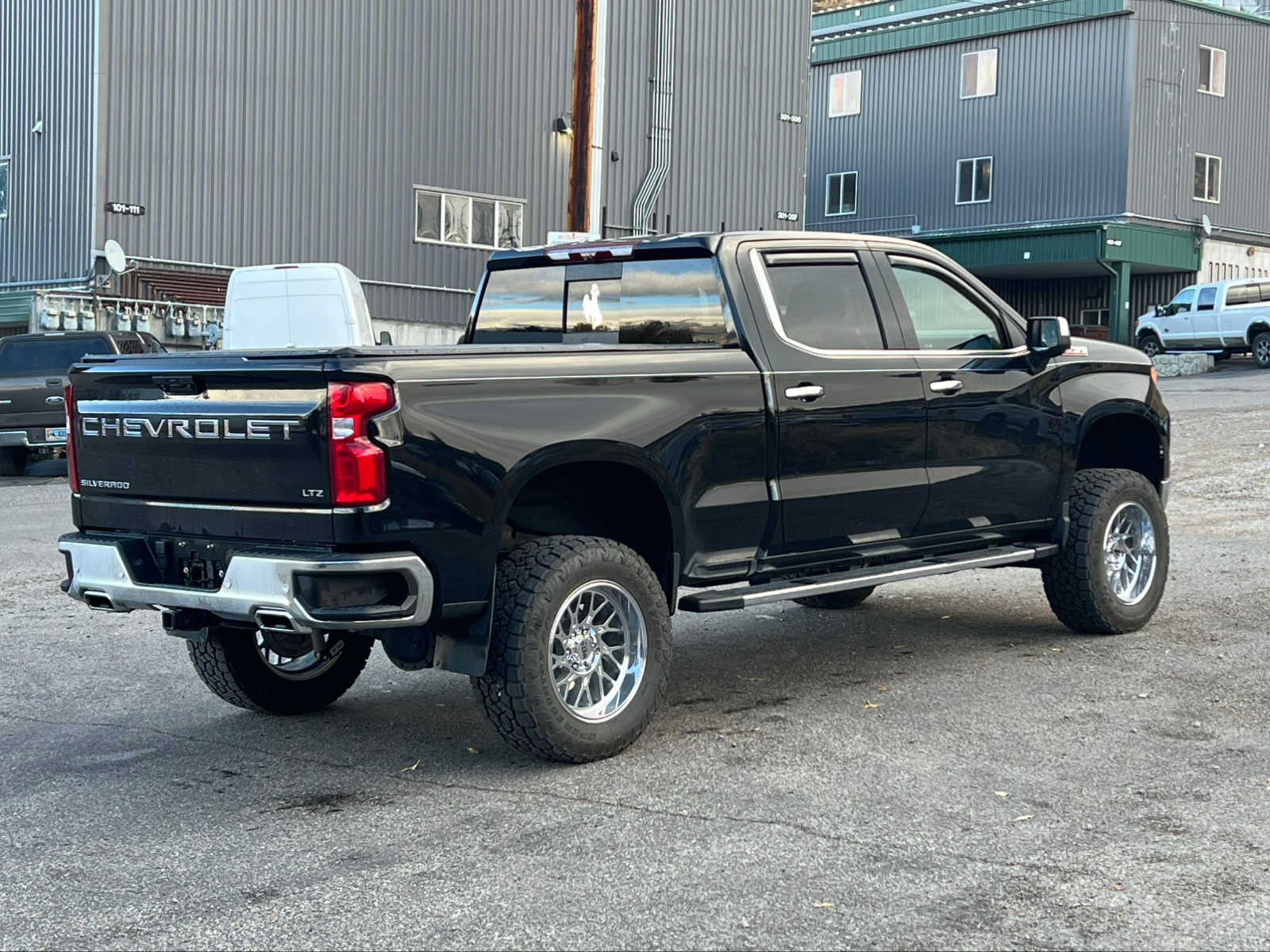 2023 Chevrolet Silverado 1500 LTZ 4WD Crew Cab 157 9