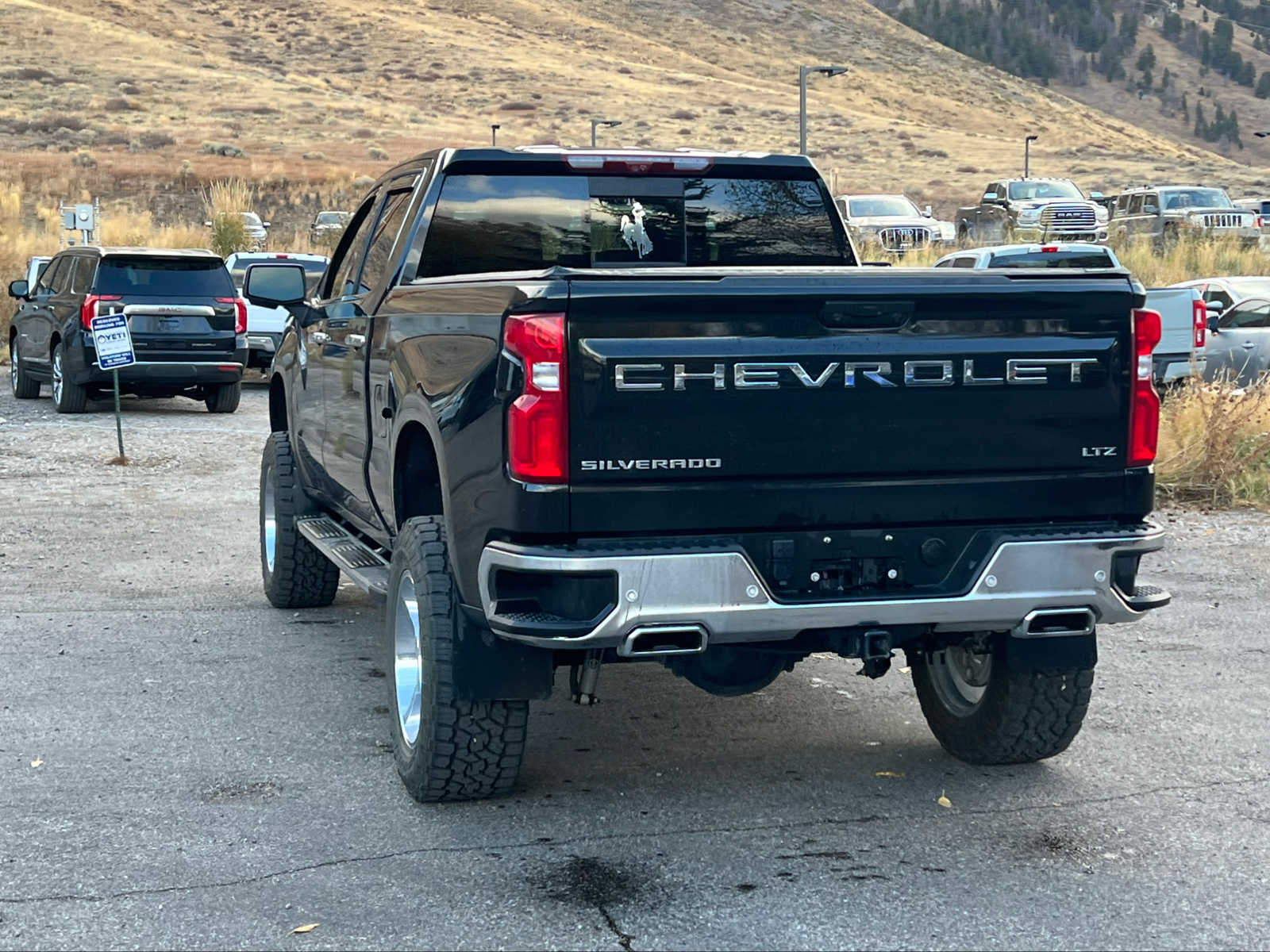 2023 Chevrolet Silverado 1500 LTZ 4WD Crew Cab 157 11