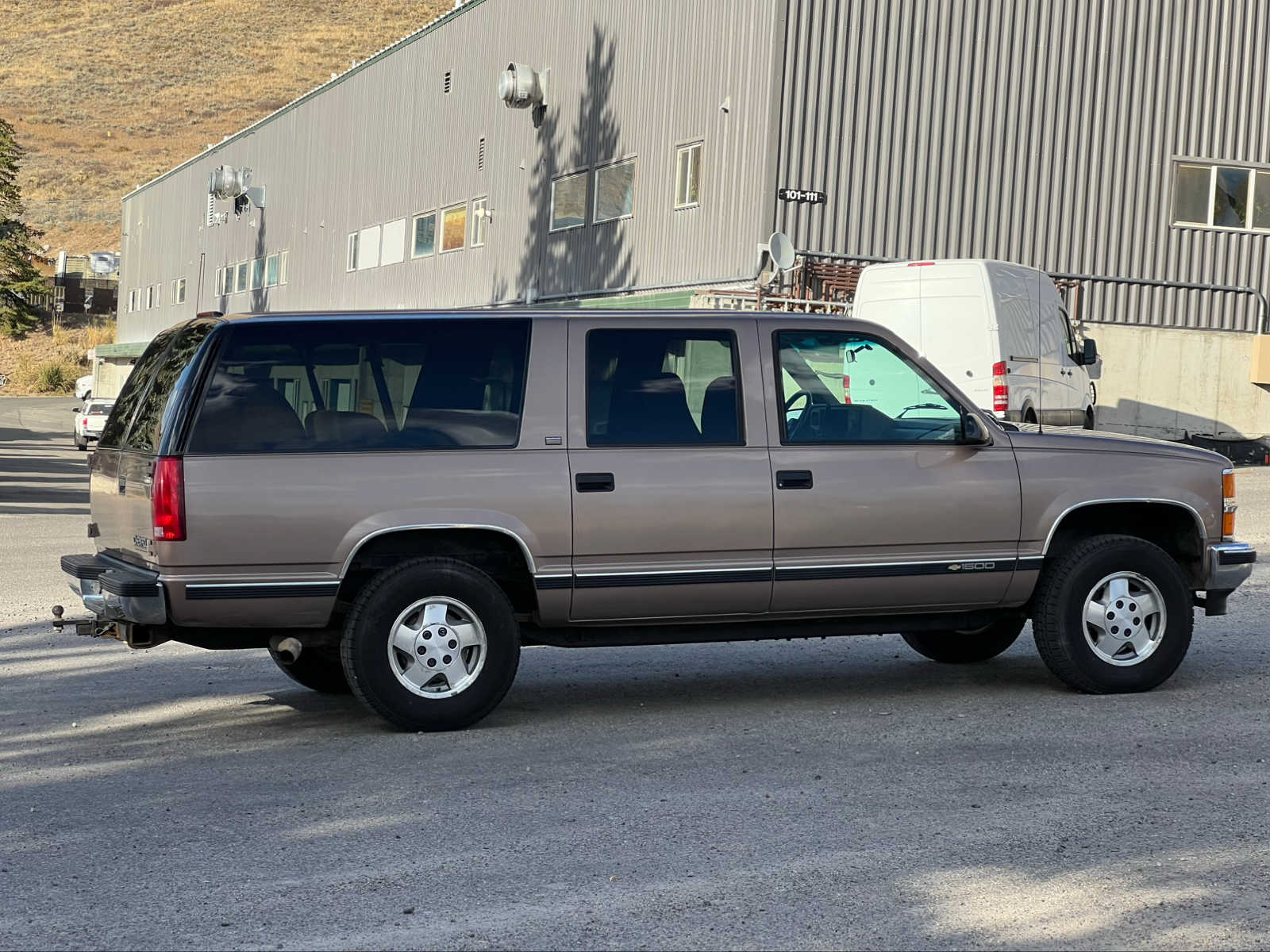 1994 Chevrolet Suburban 1500 4WD 10