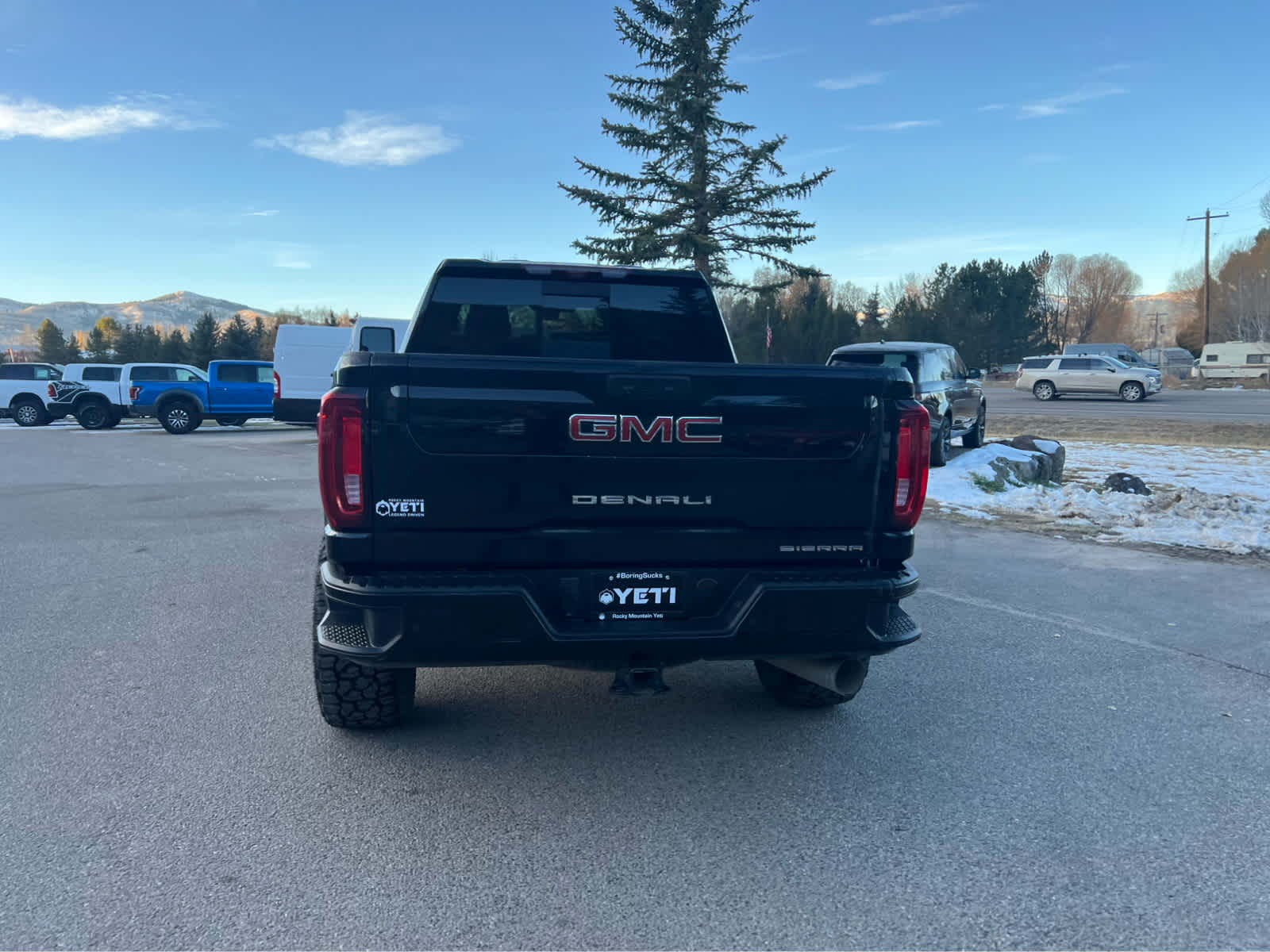 2022 GMC Sierra 2500HD Denali 4WD Crew Cab 159 11