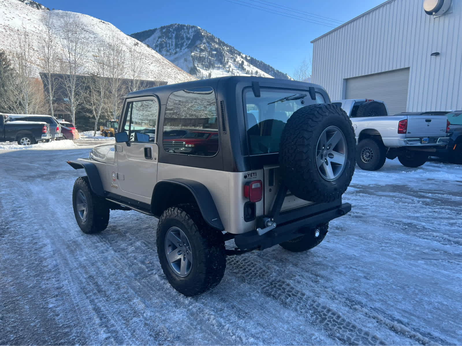 1993 Jeep Wrangler Sahara 2dr 10